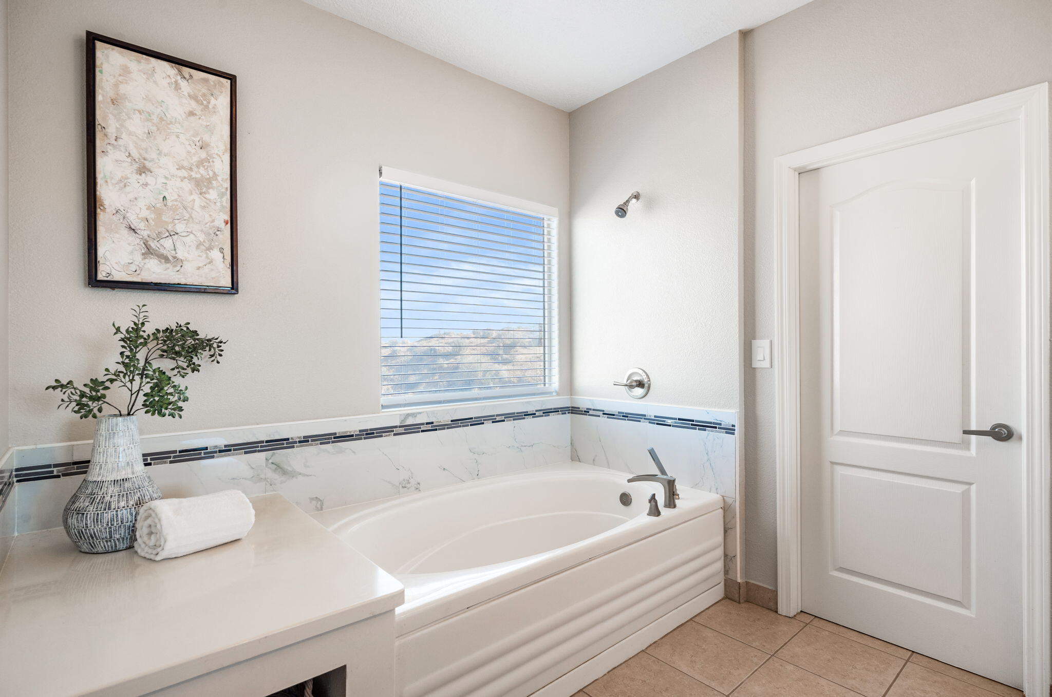 1296 Monterrey Road NE