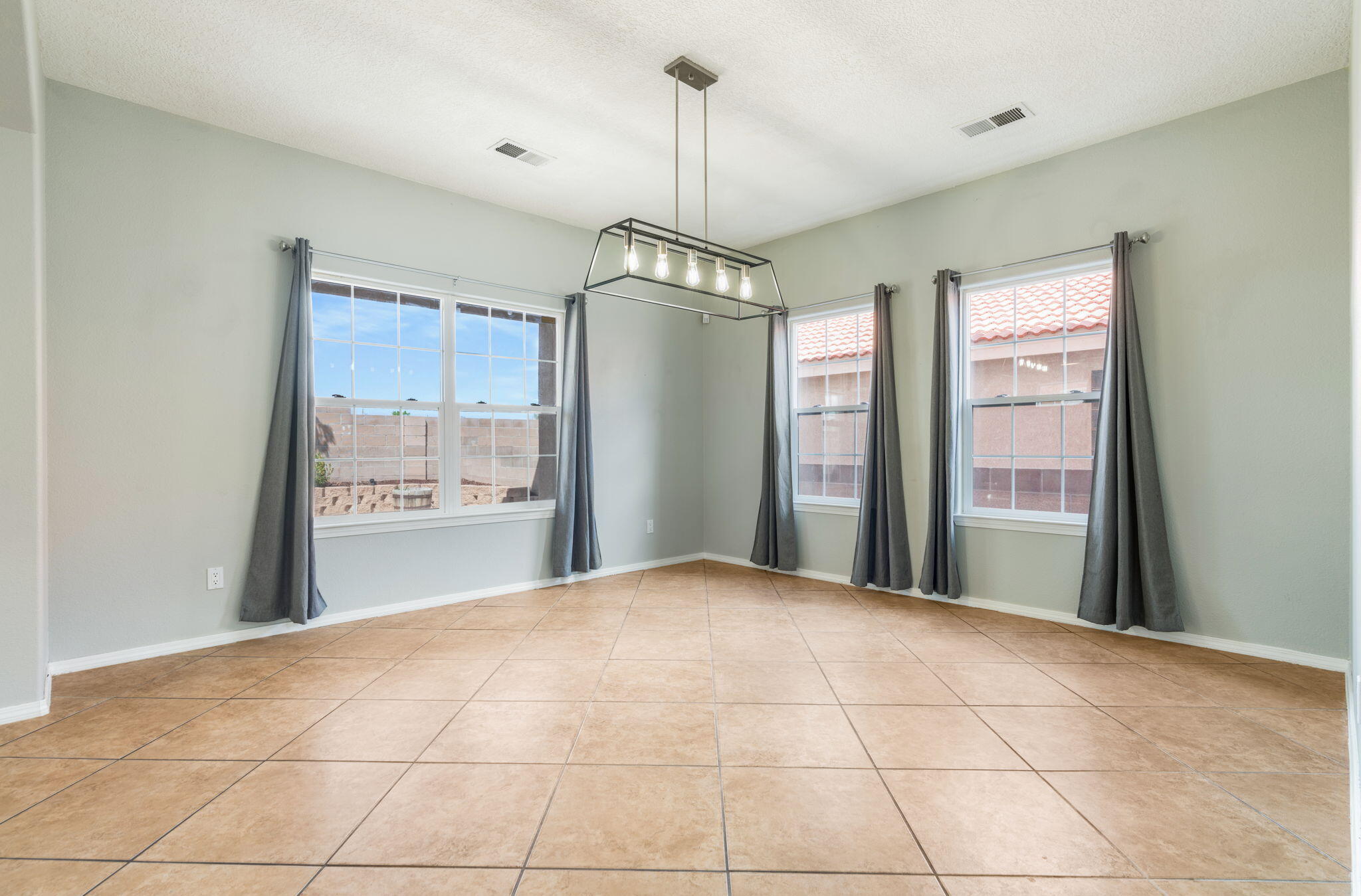 9935 Bradford Place NW