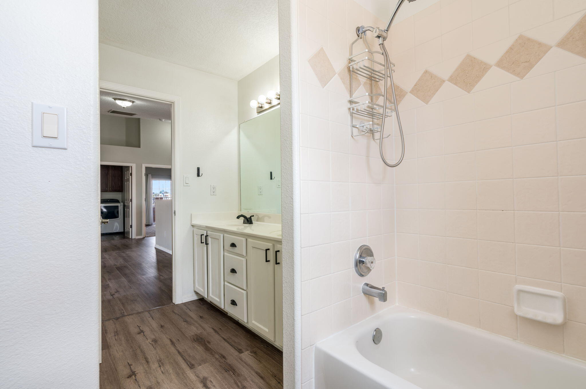 9935 Bradford Place NW