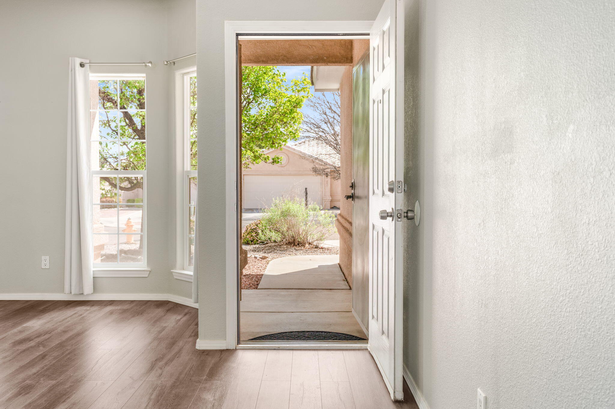 9935 Bradford Place NW