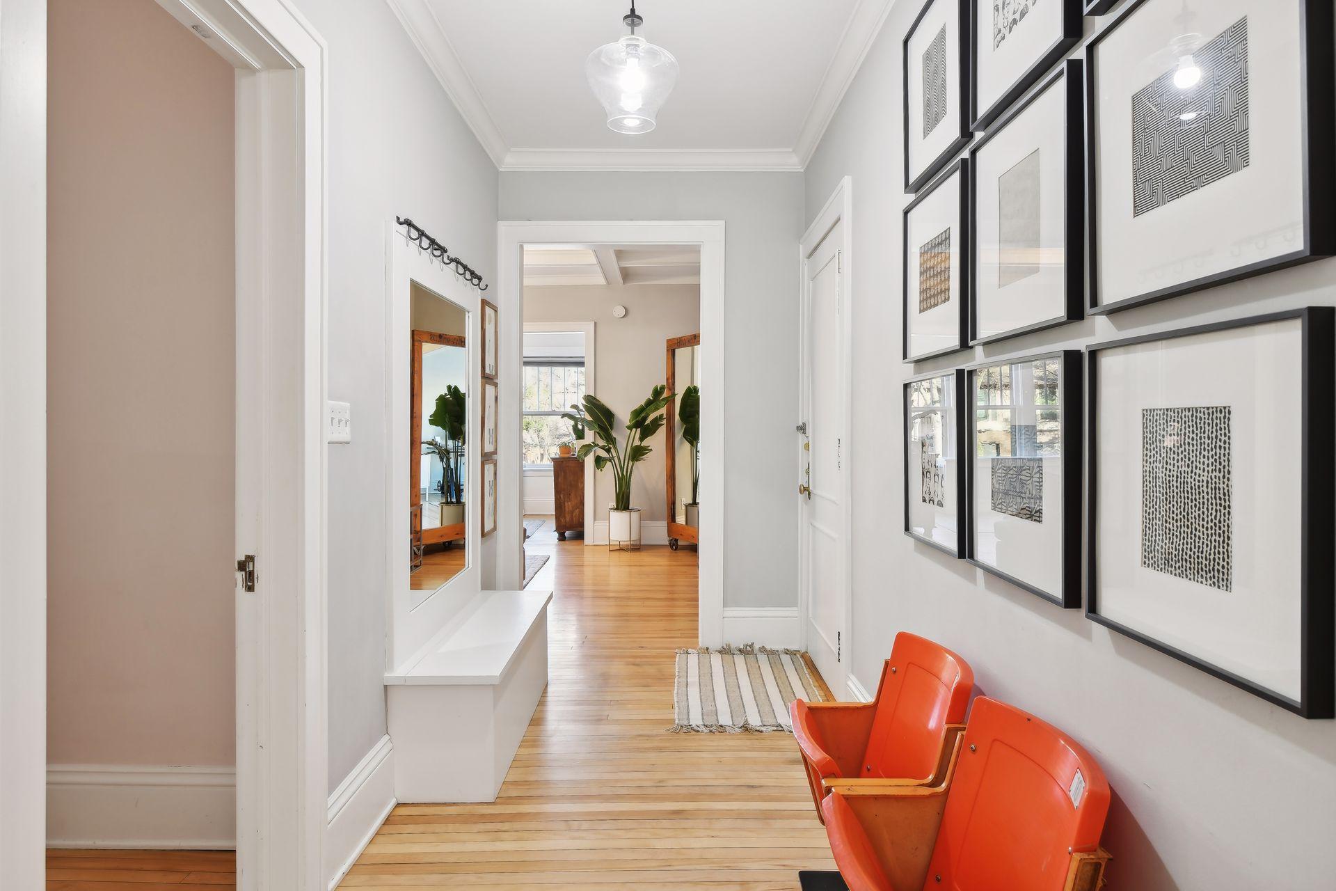 1925 Dupont Avenue S Unit: 10