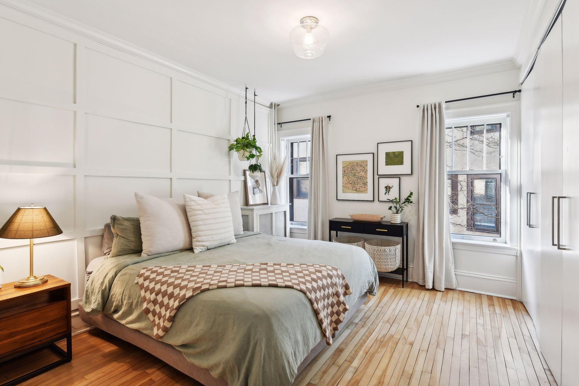 1925 Dupont Avenue S Unit: 10