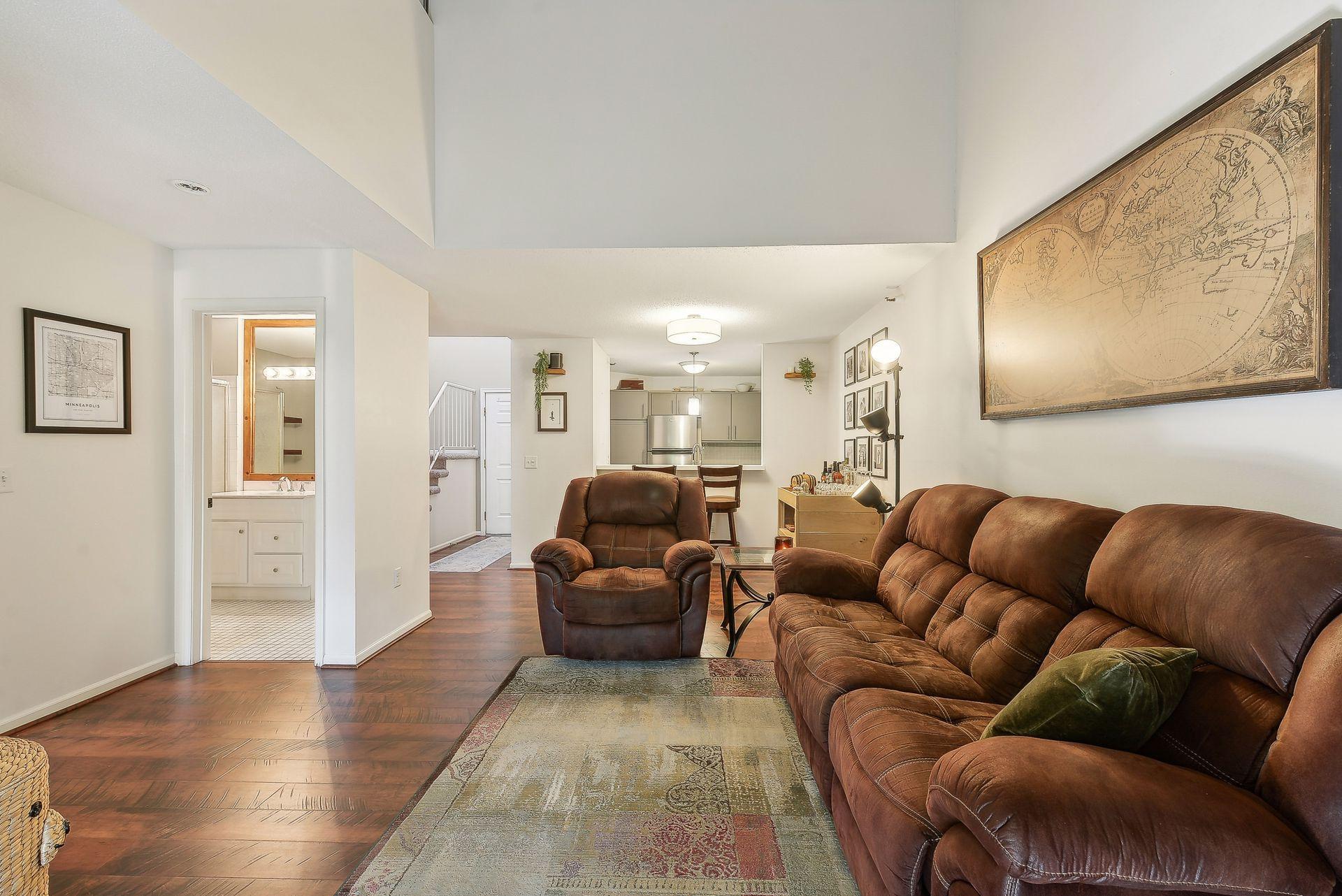 7609 Edinborough Way Unit: 4313