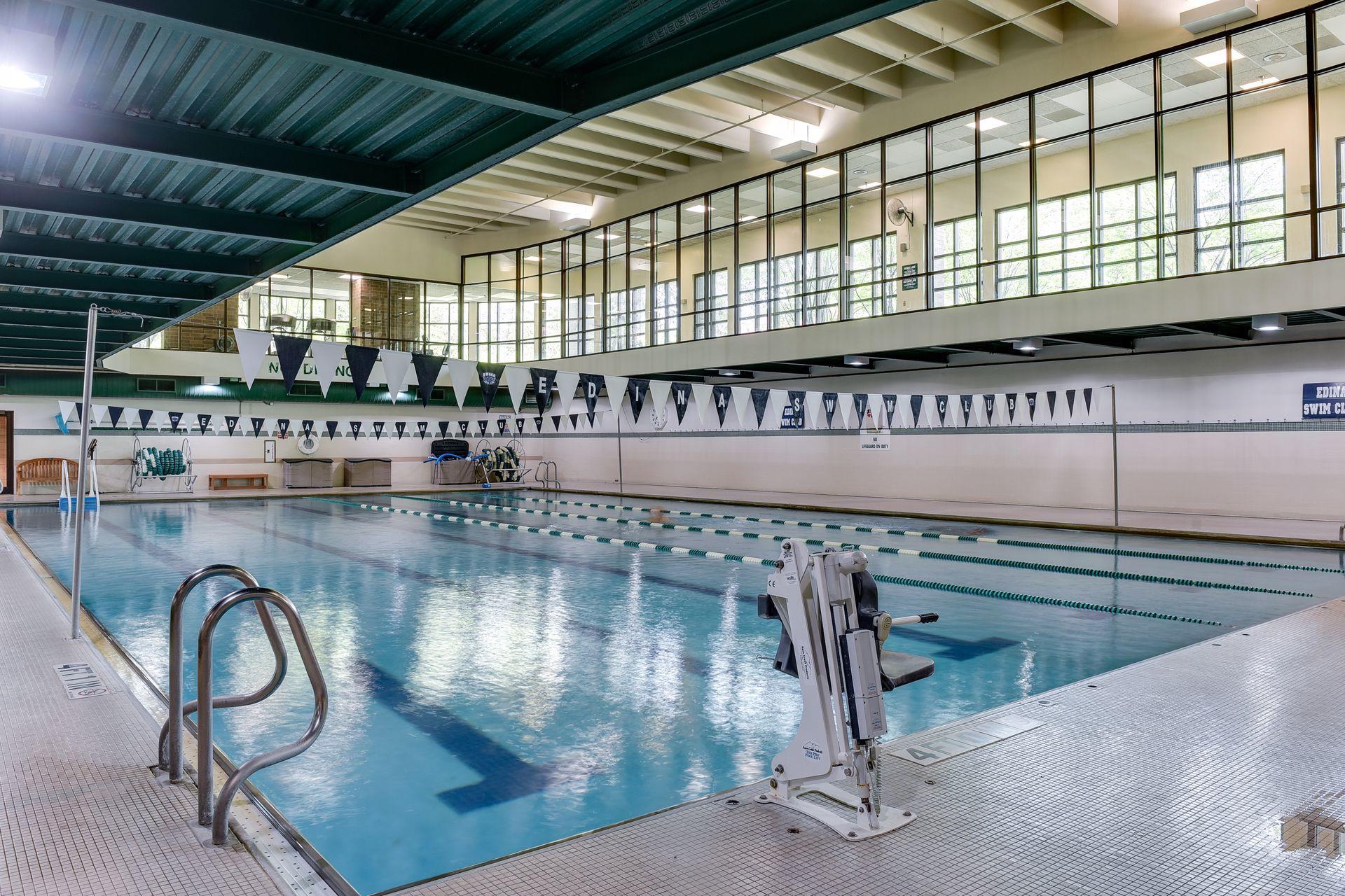 7609 Edinborough Way Unit: 4313