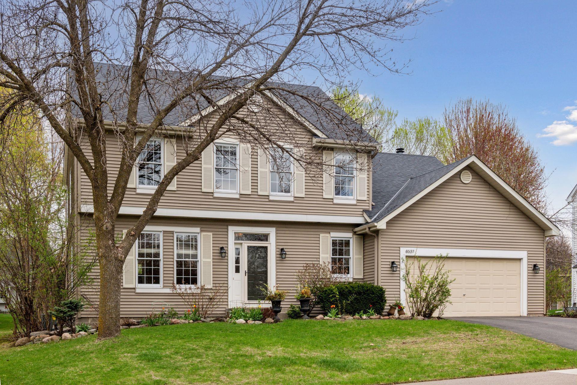 8537 Braxton Drive