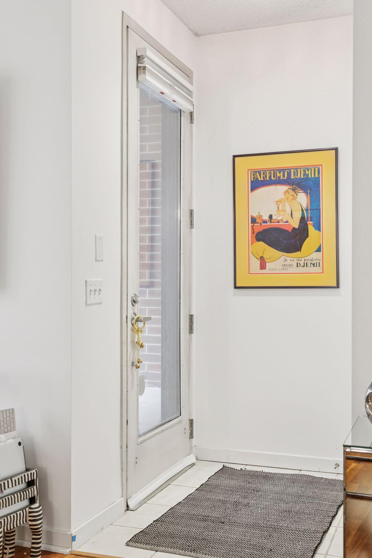 209 8th Street E Unit: 113
