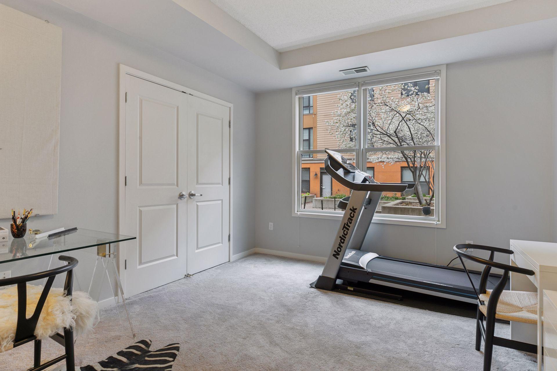 209 8th Street E Unit: 113