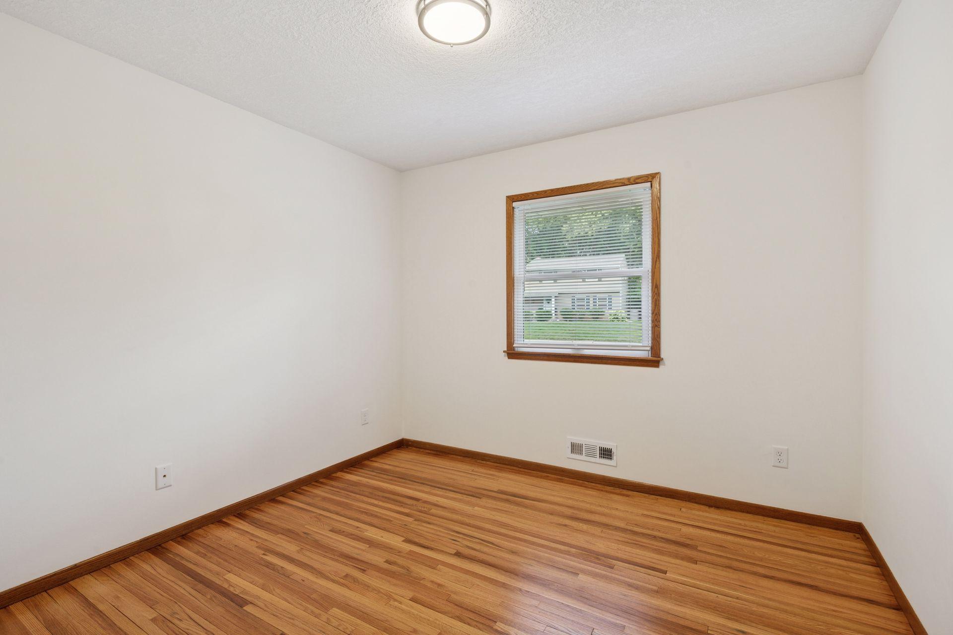 10117 Irwin Road