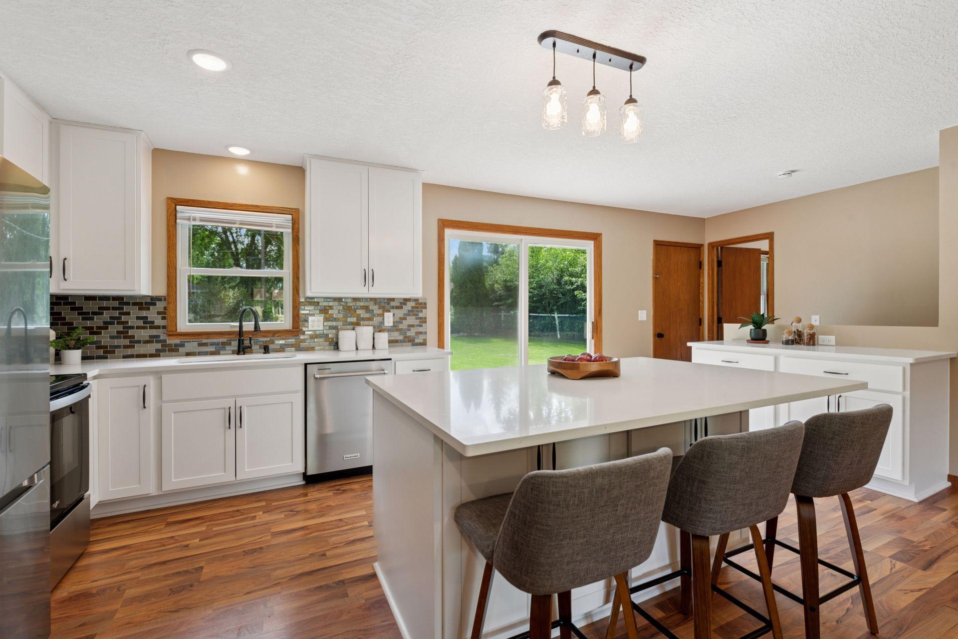 10117 Irwin Road