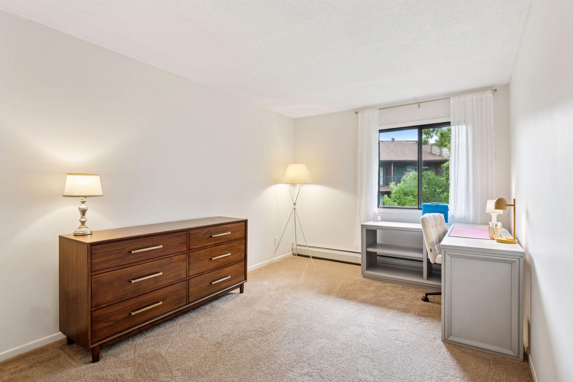 7501 W 101st Street Unit: 305