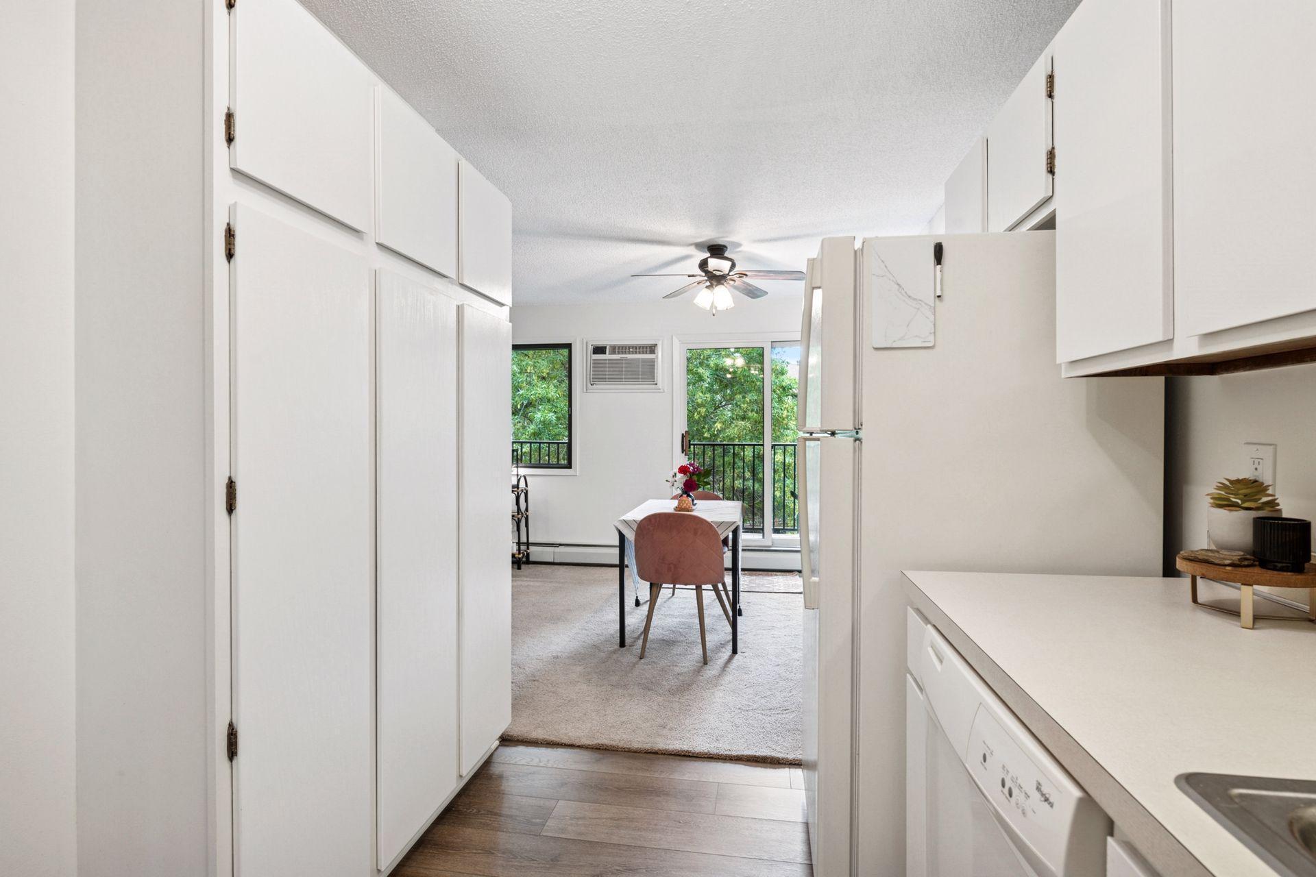 7501 W 101st Street Unit: 305