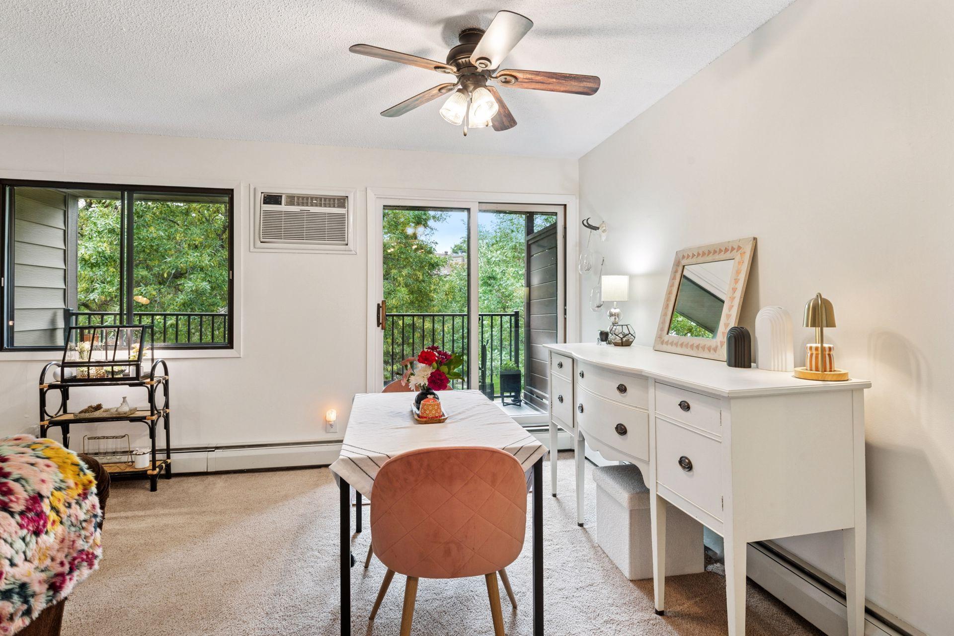 7501 W 101st Street Unit: 305