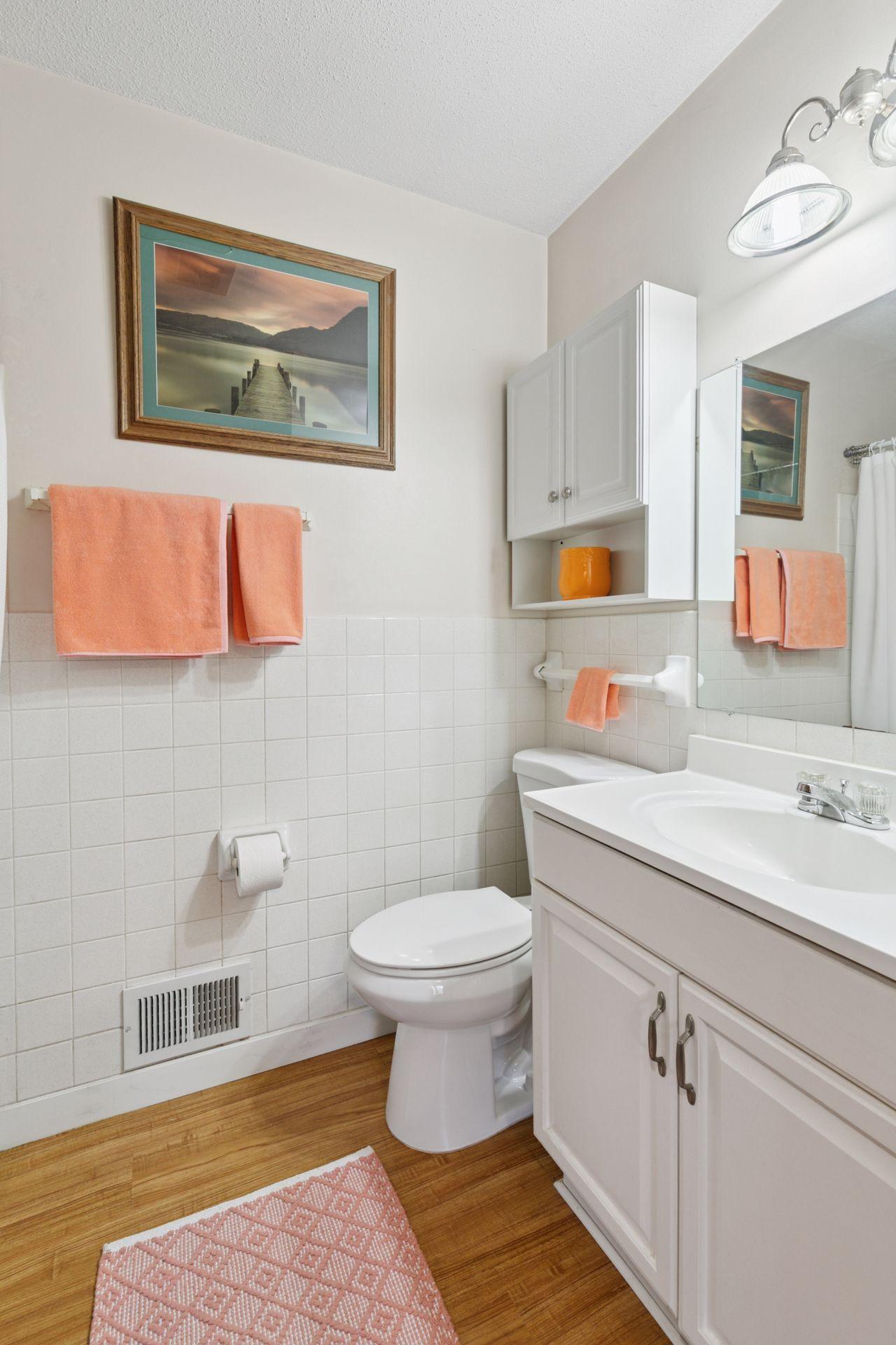 4424 Decatur Avenue N