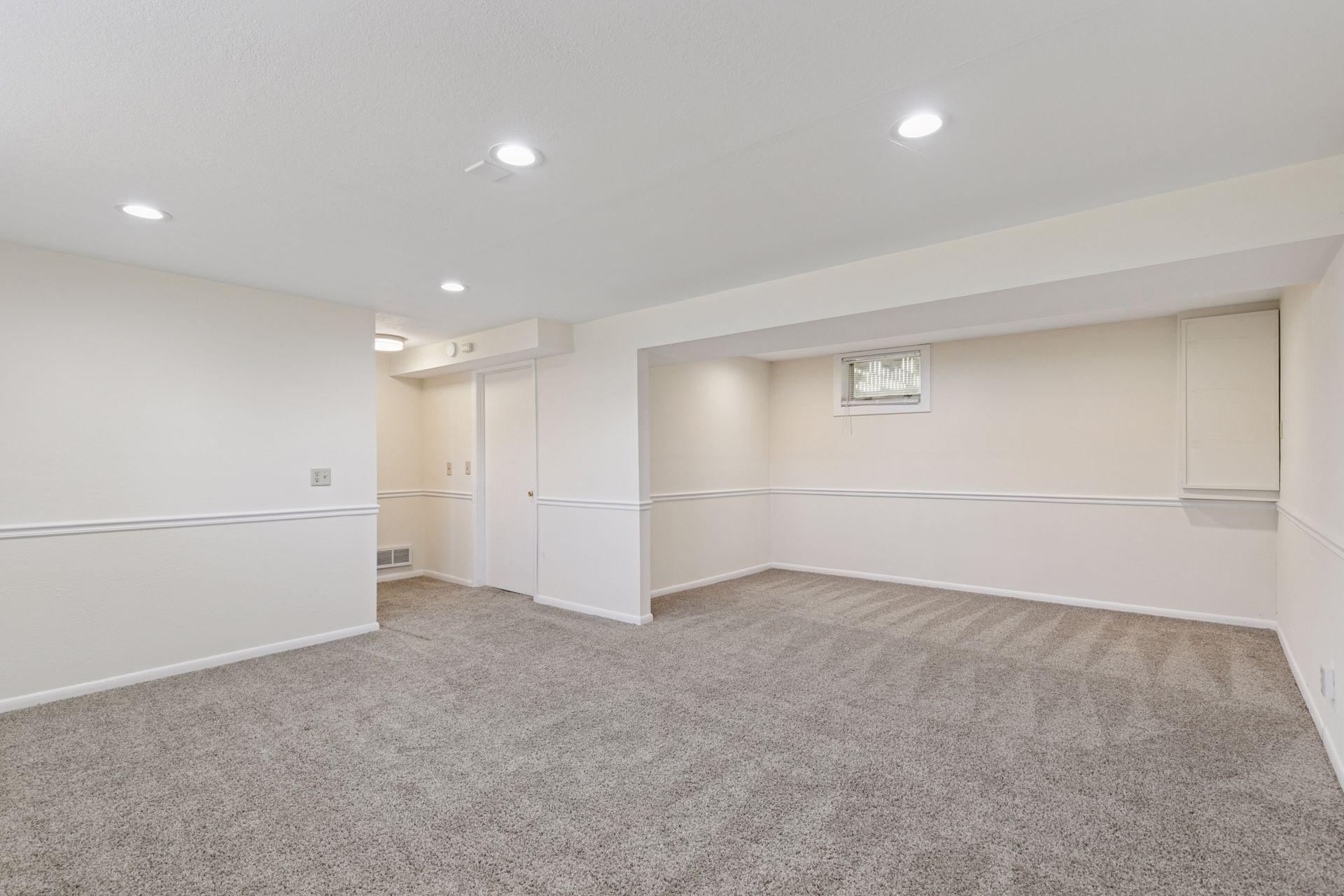 4424 Decatur Avenue N