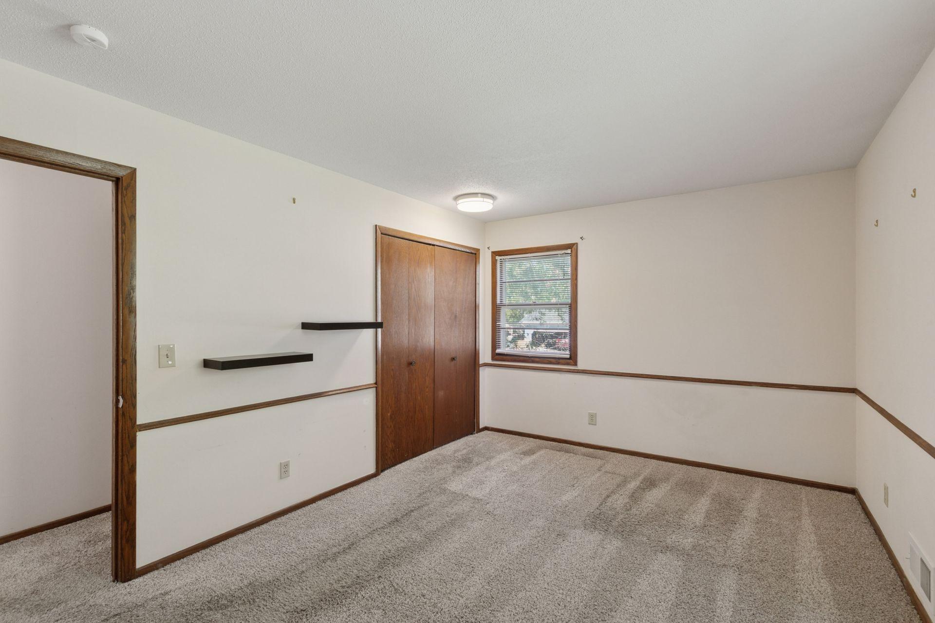 4424 Decatur Avenue N