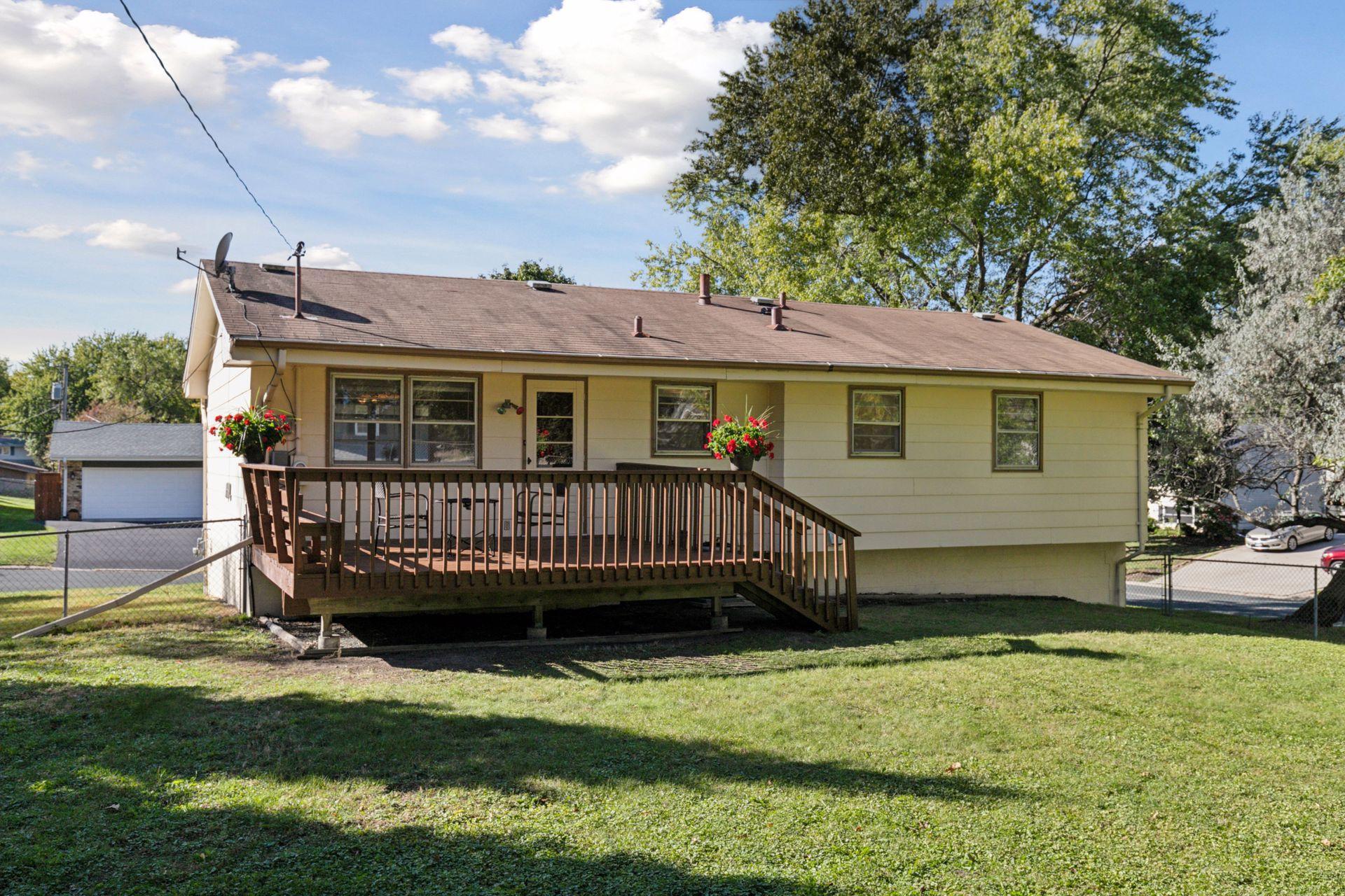 4424 Decatur Avenue N