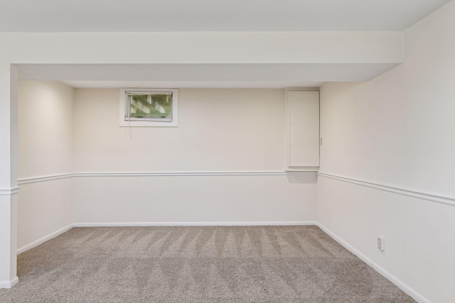 4424 Decatur Avenue N