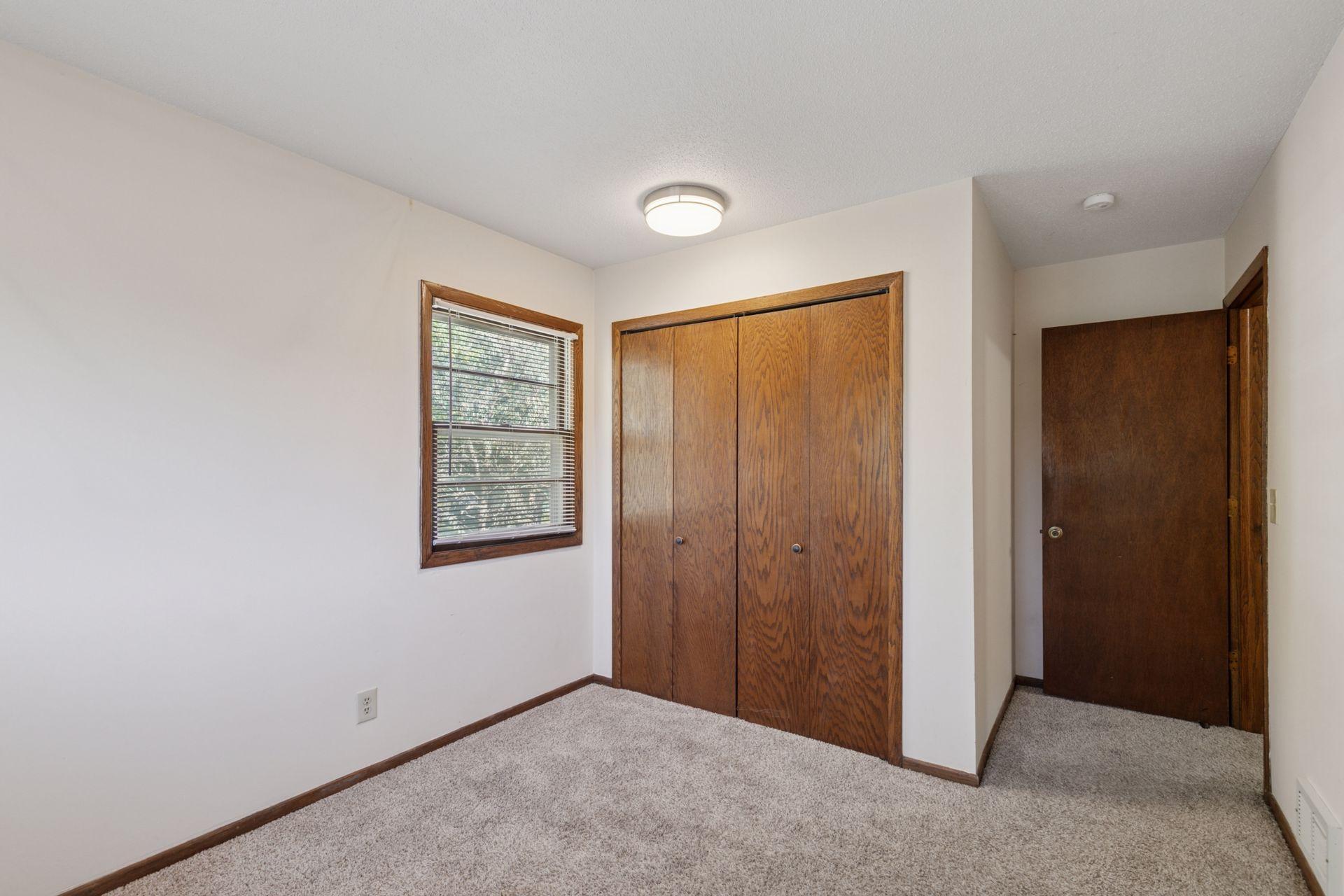 4424 Decatur Avenue N