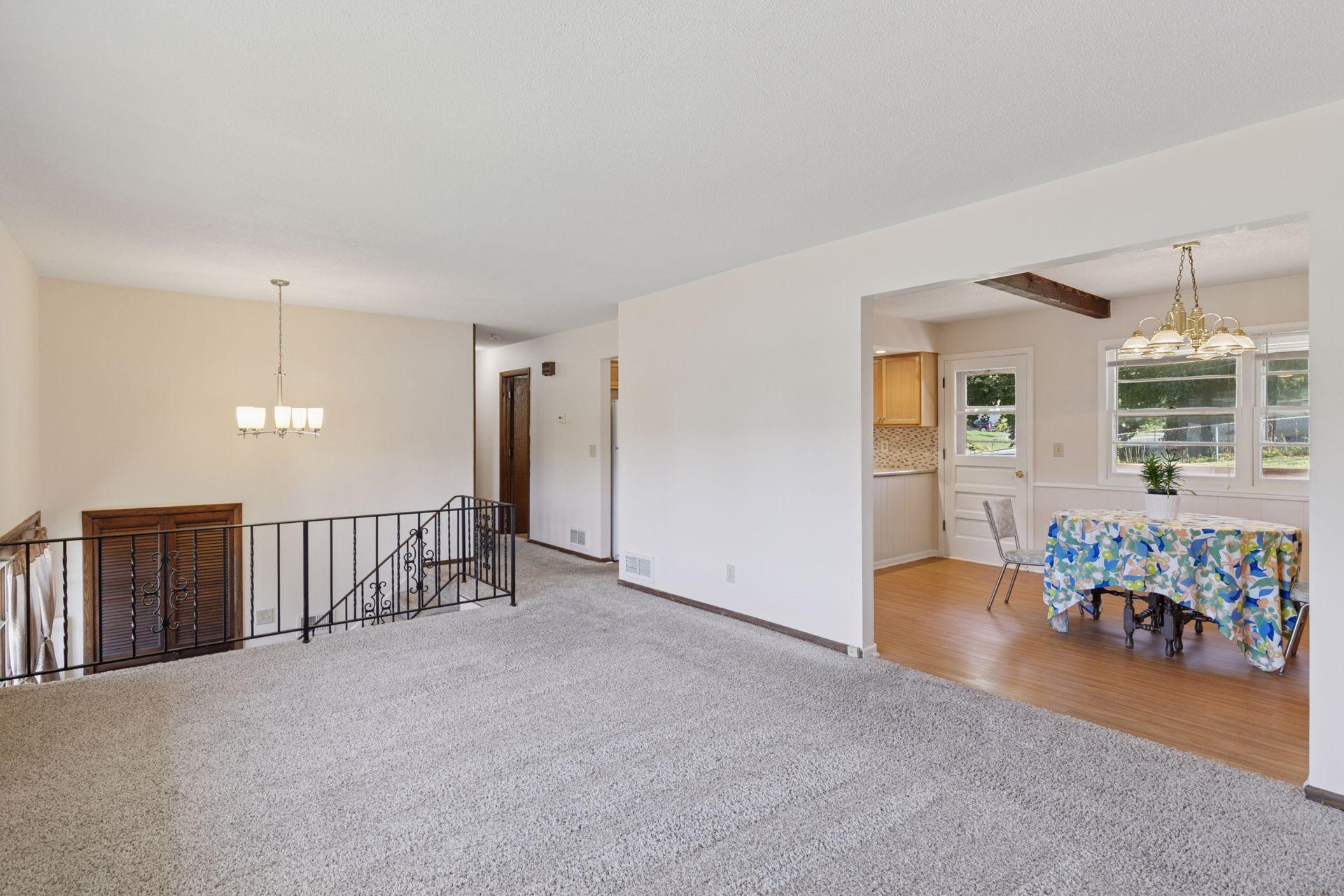 4424 Decatur Avenue N