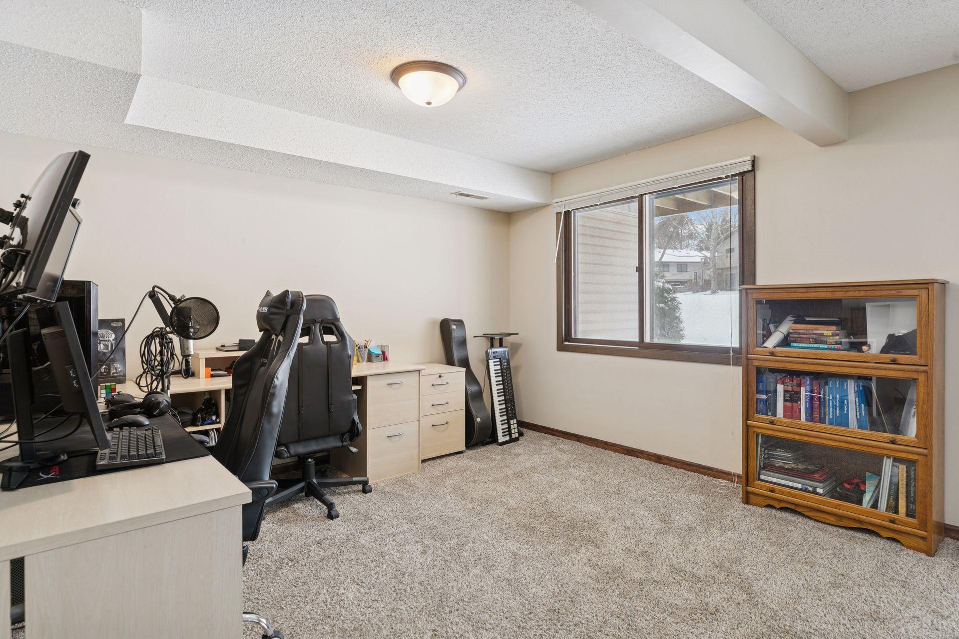 4487 Churchill Street