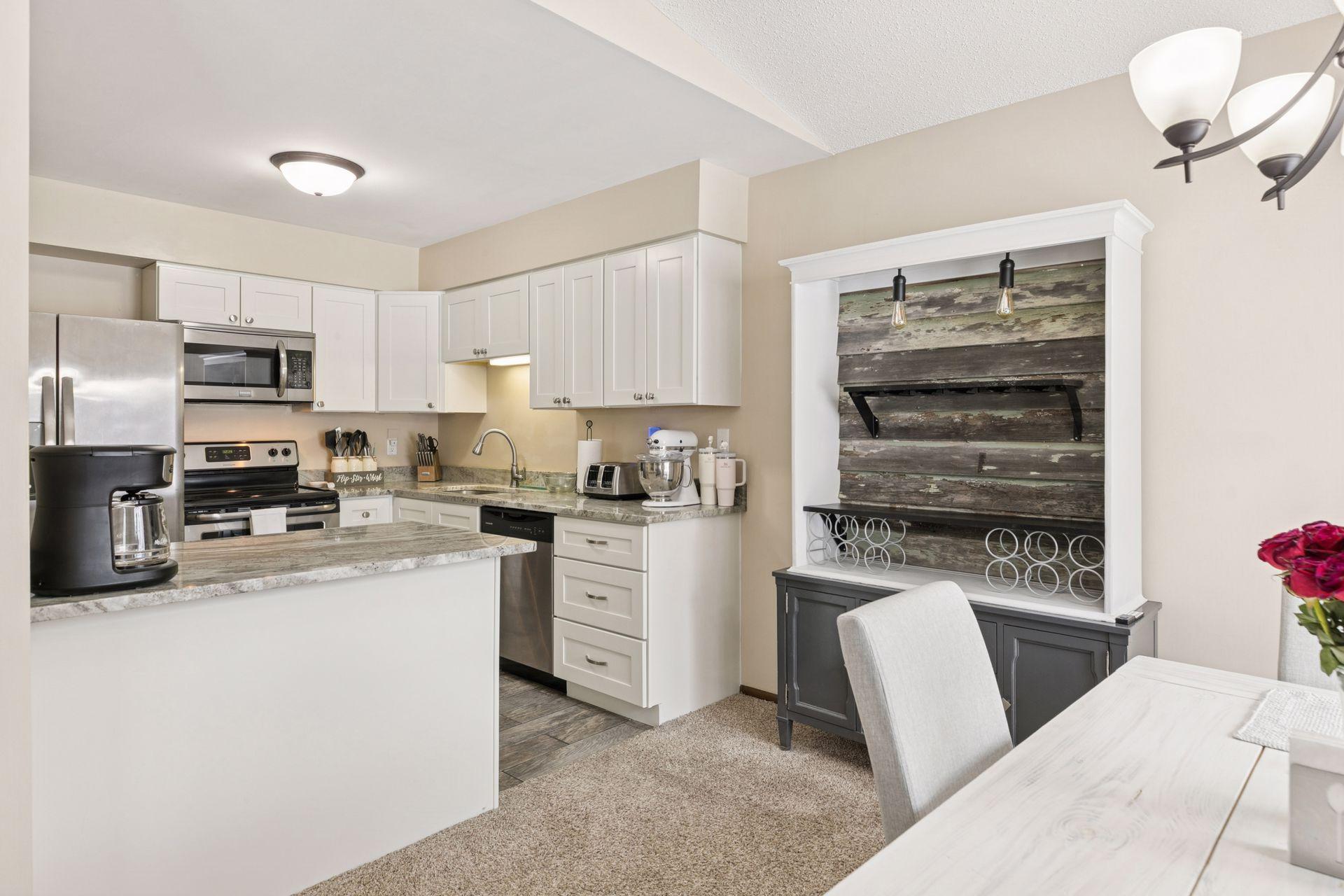 4487 Churchill Street