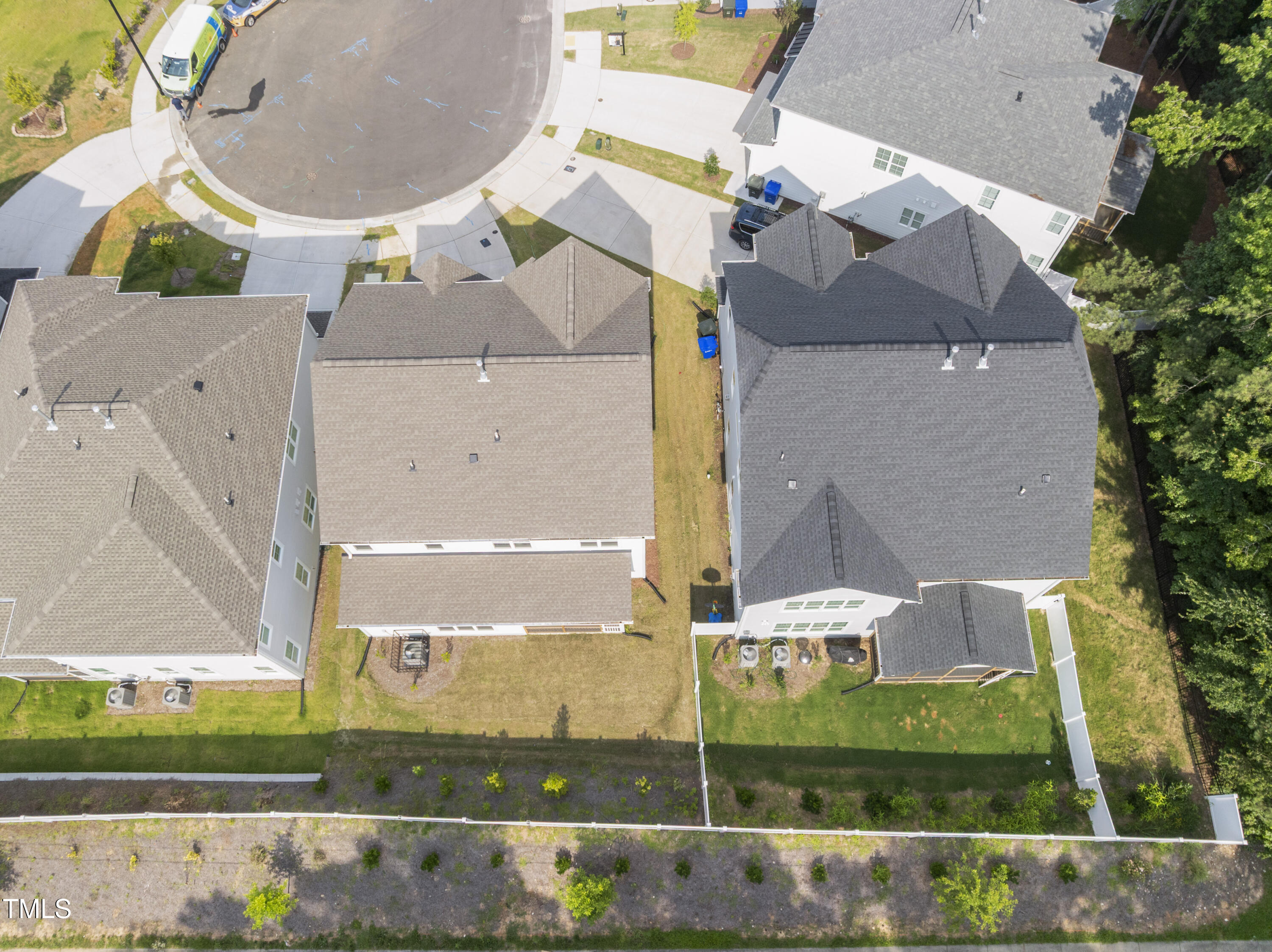 533 Kings Lake Way