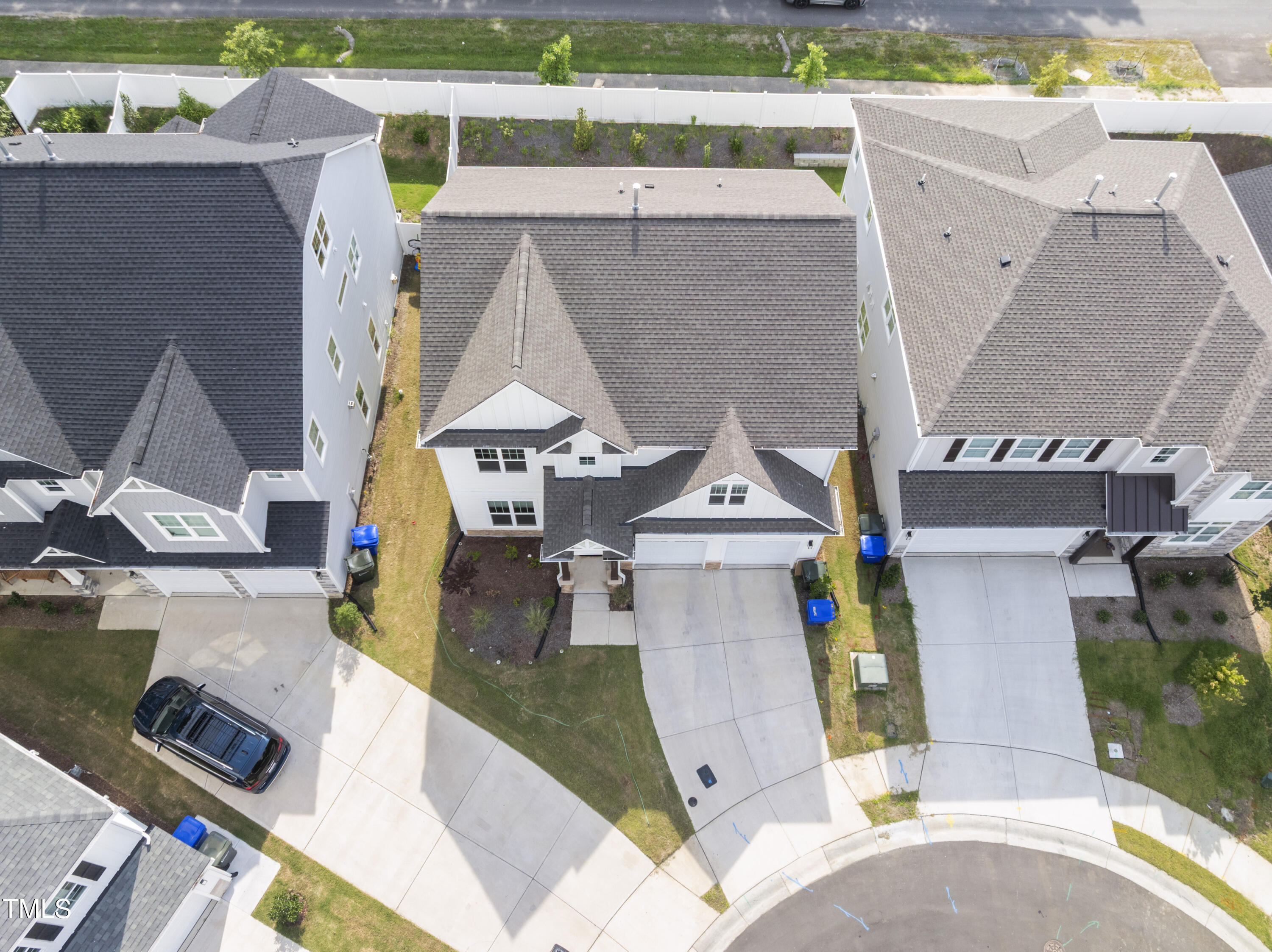 533 Kings Lake Way
