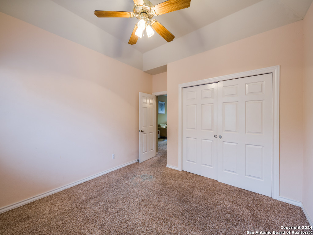 8514 FAIRWAY SPRING DR