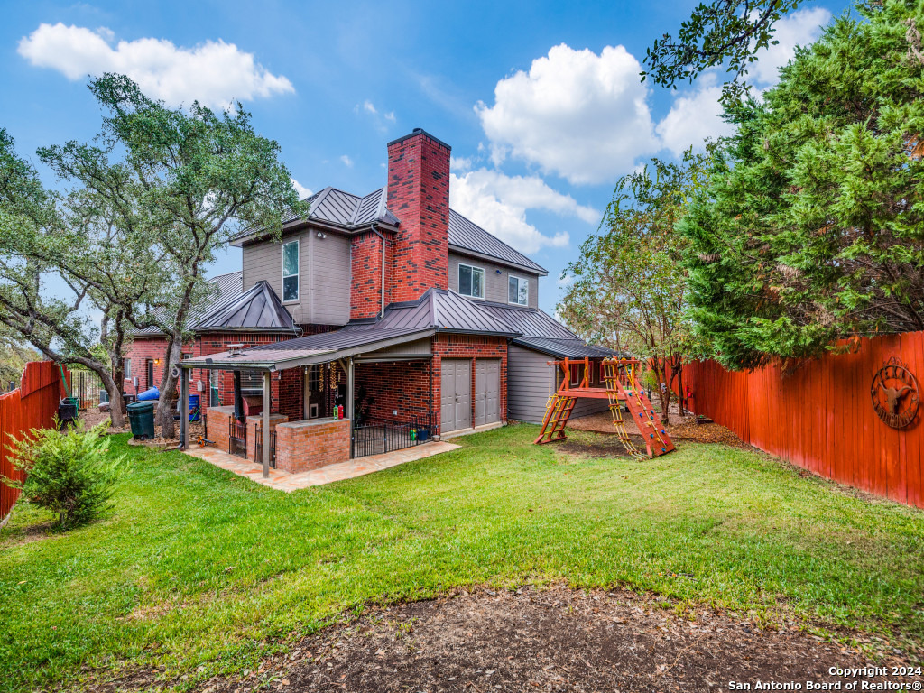 8514 FAIRWAY SPRING DR