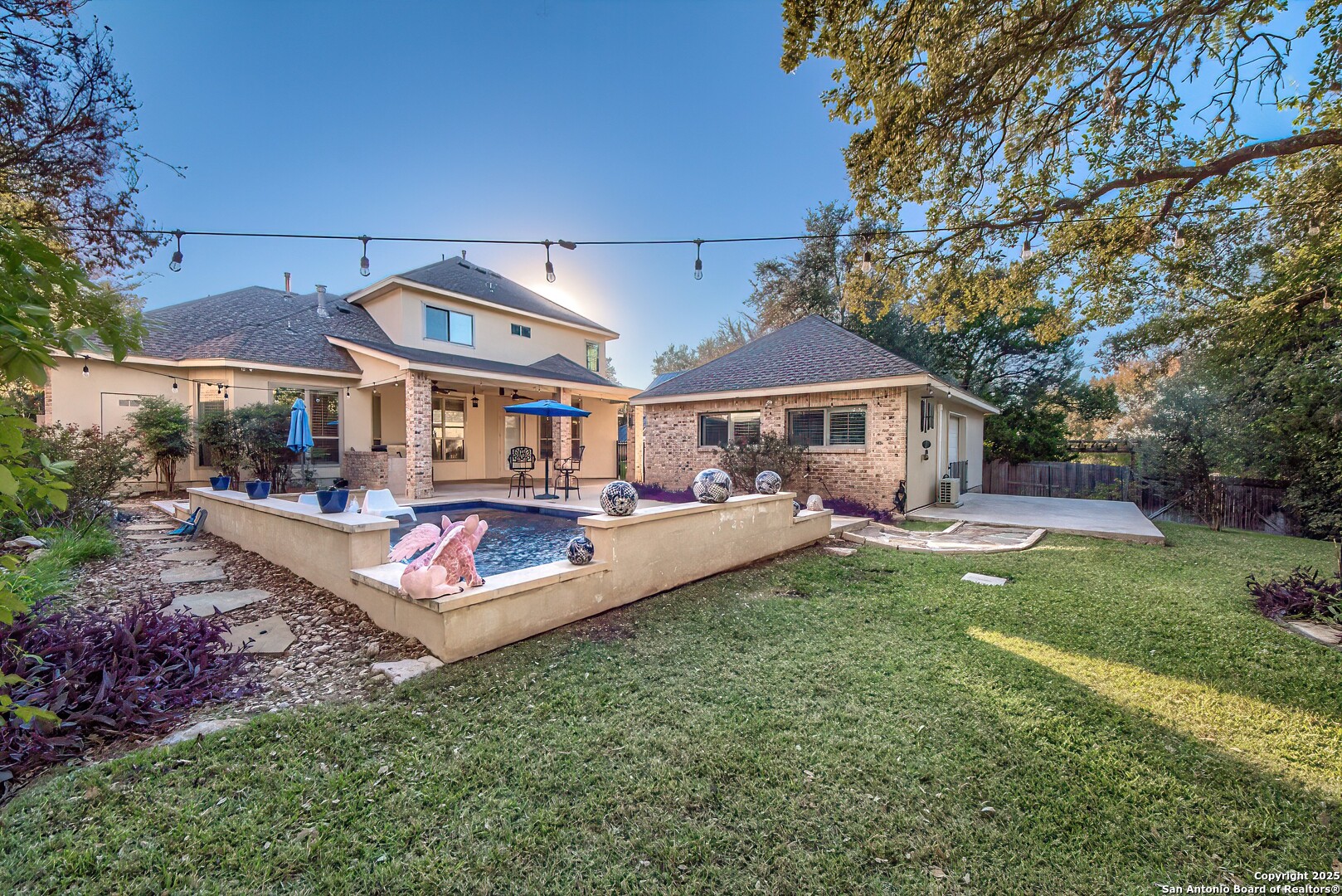 56 S Inwood Heights