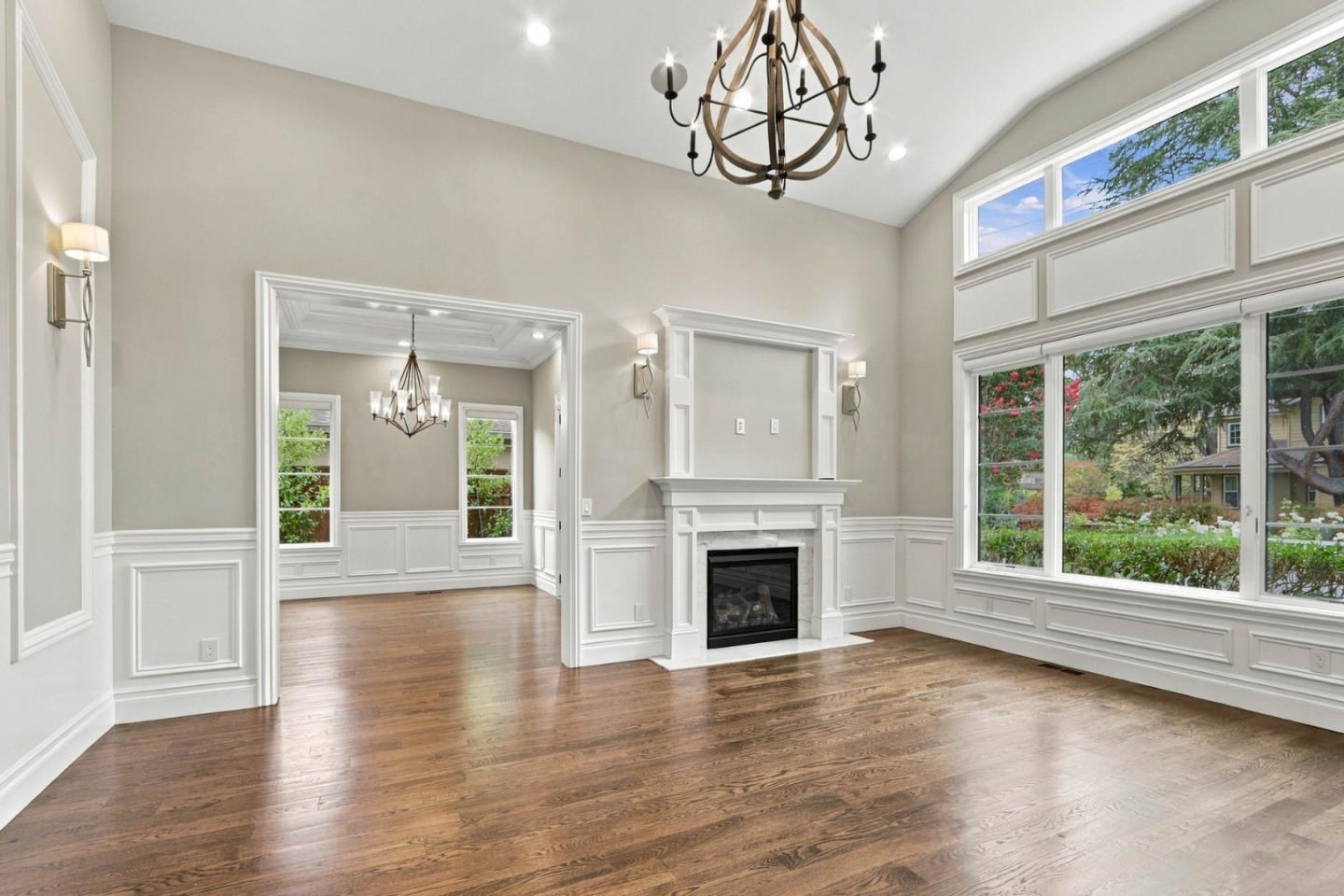 3878 Magnolia DR