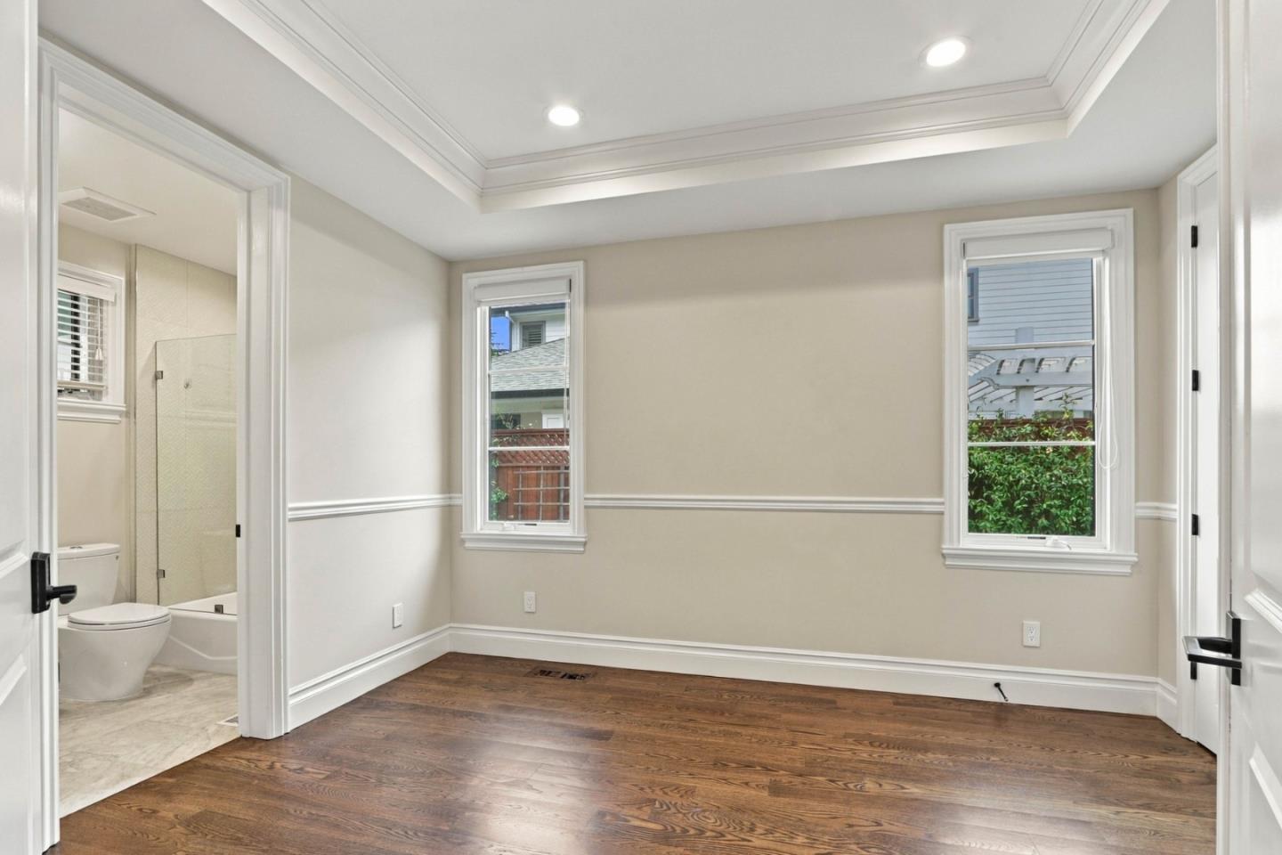 3878 Magnolia DR