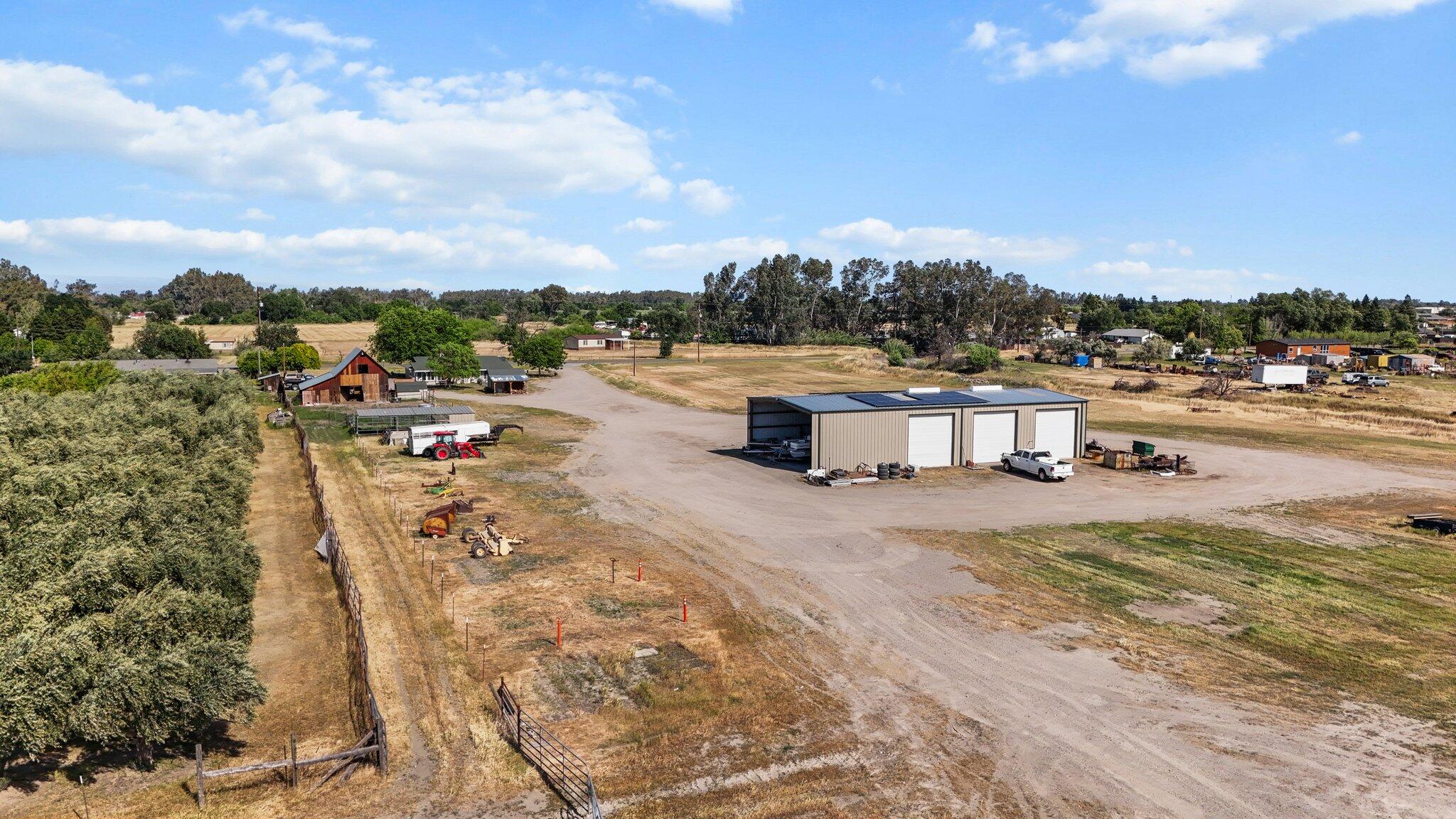 4647 County Road FF