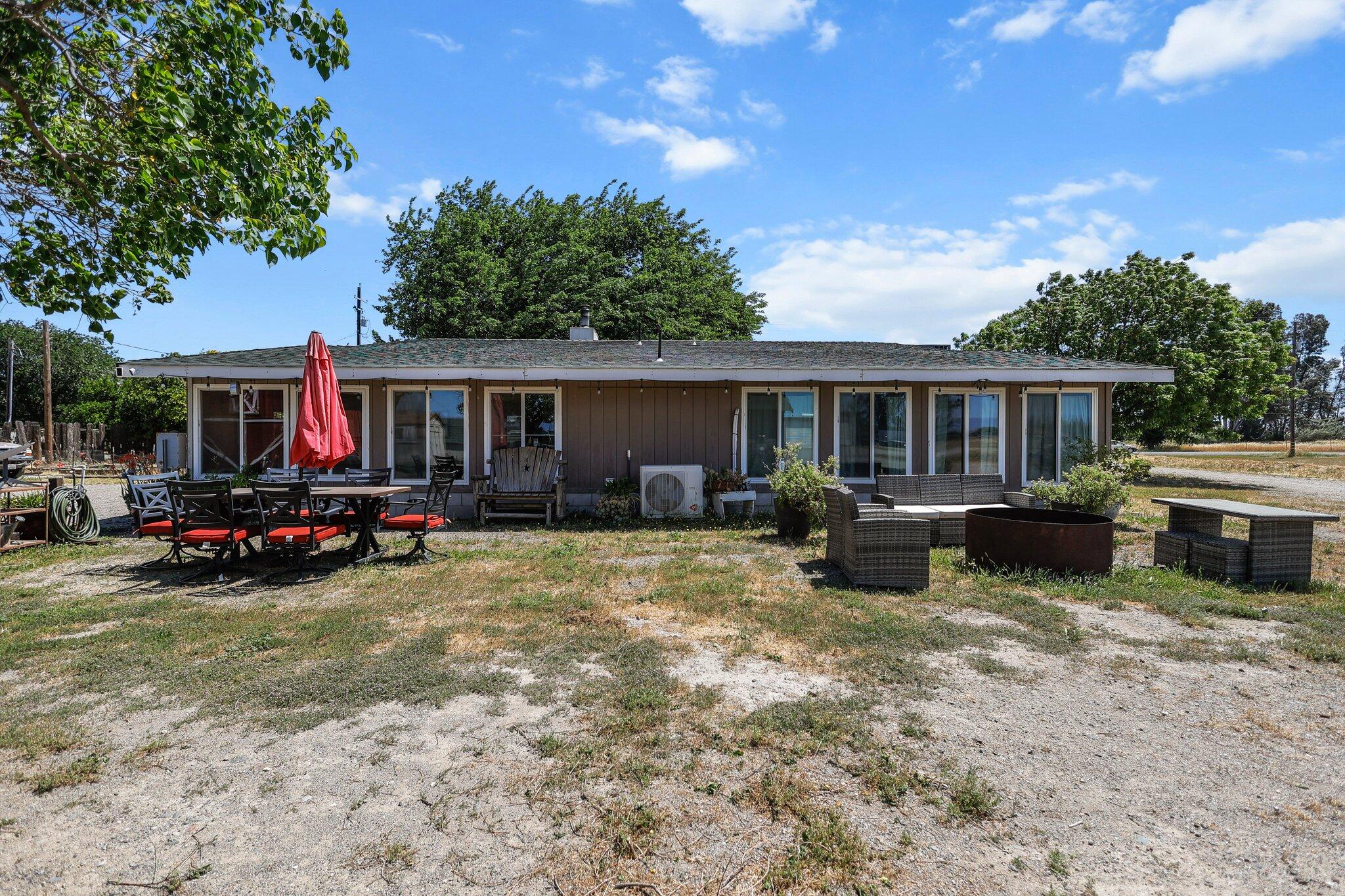 4647 County Road FF