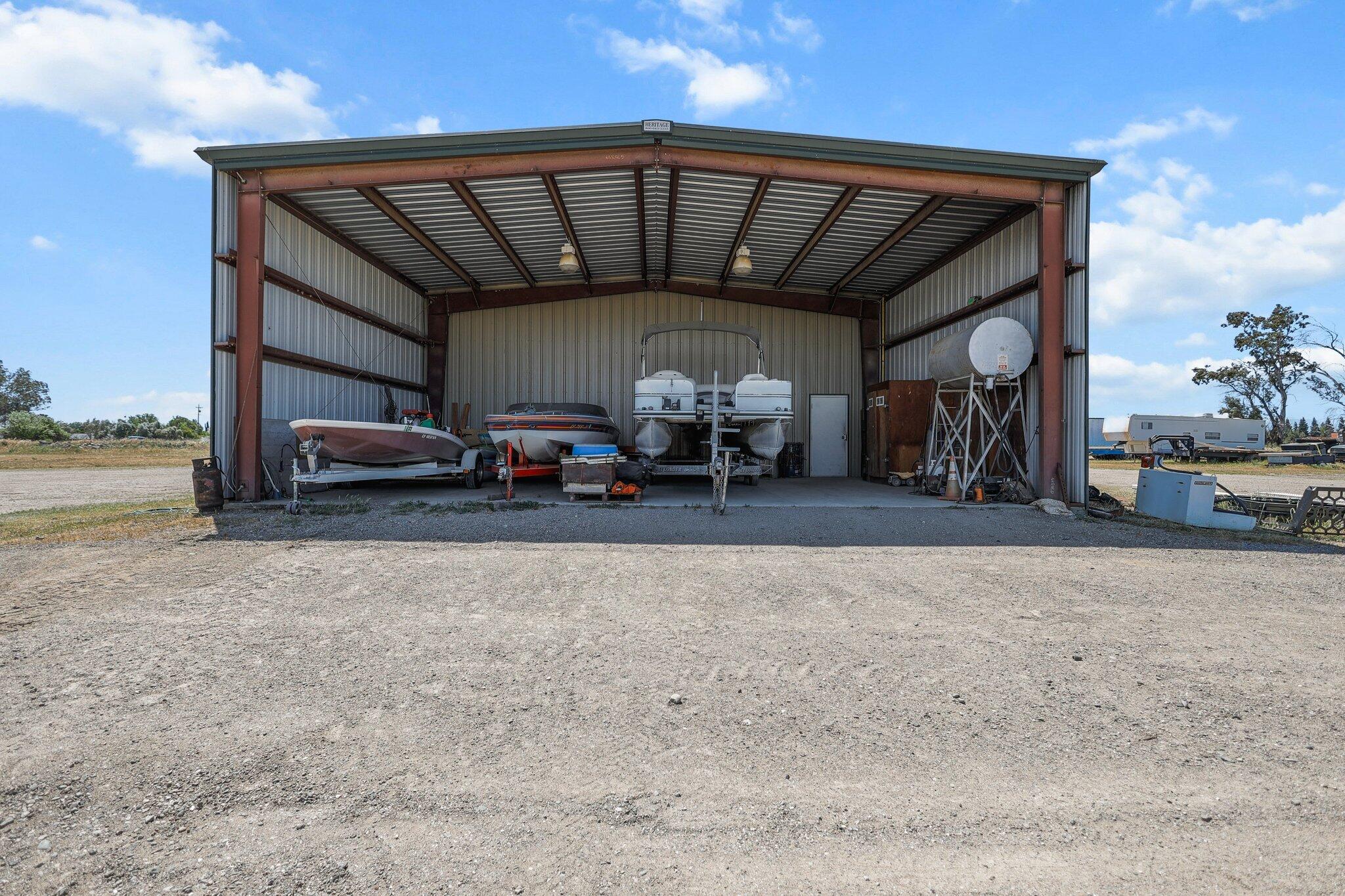 4647 County Road FF