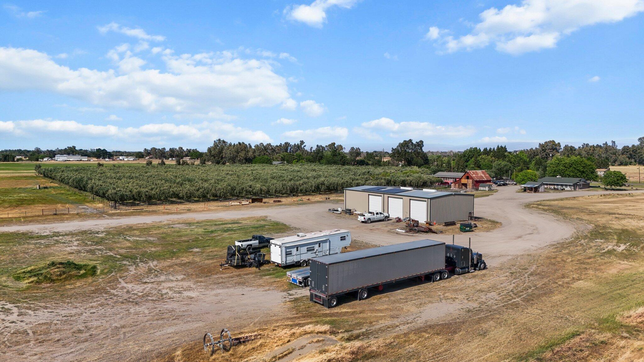 4647 County Road FF