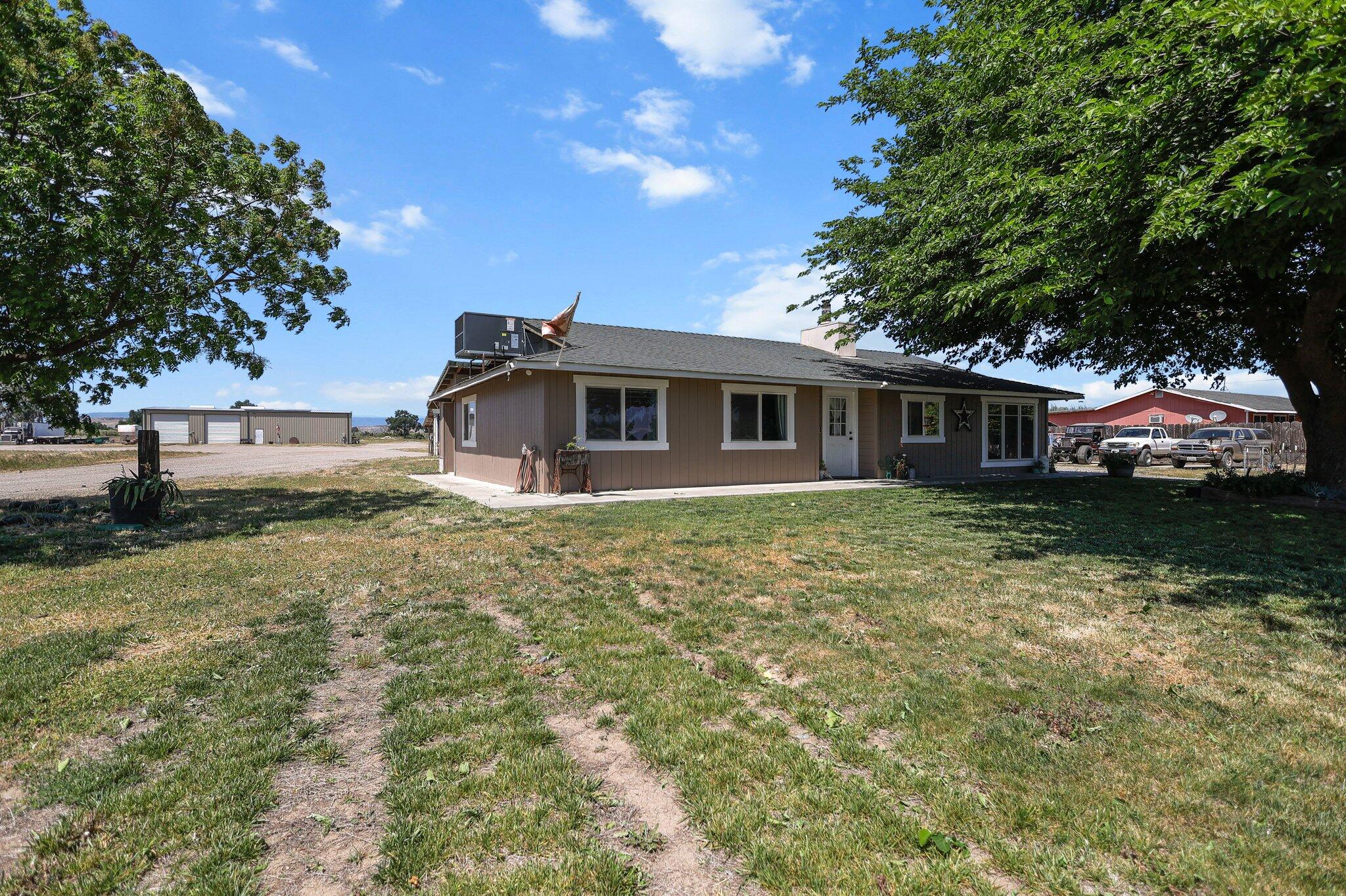 4647 County Road FF