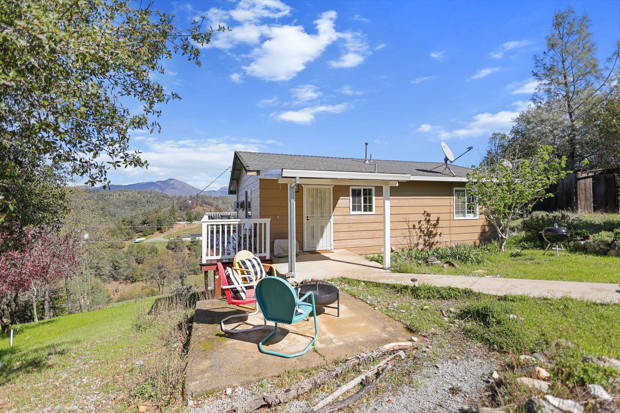 22065 Loop Drive