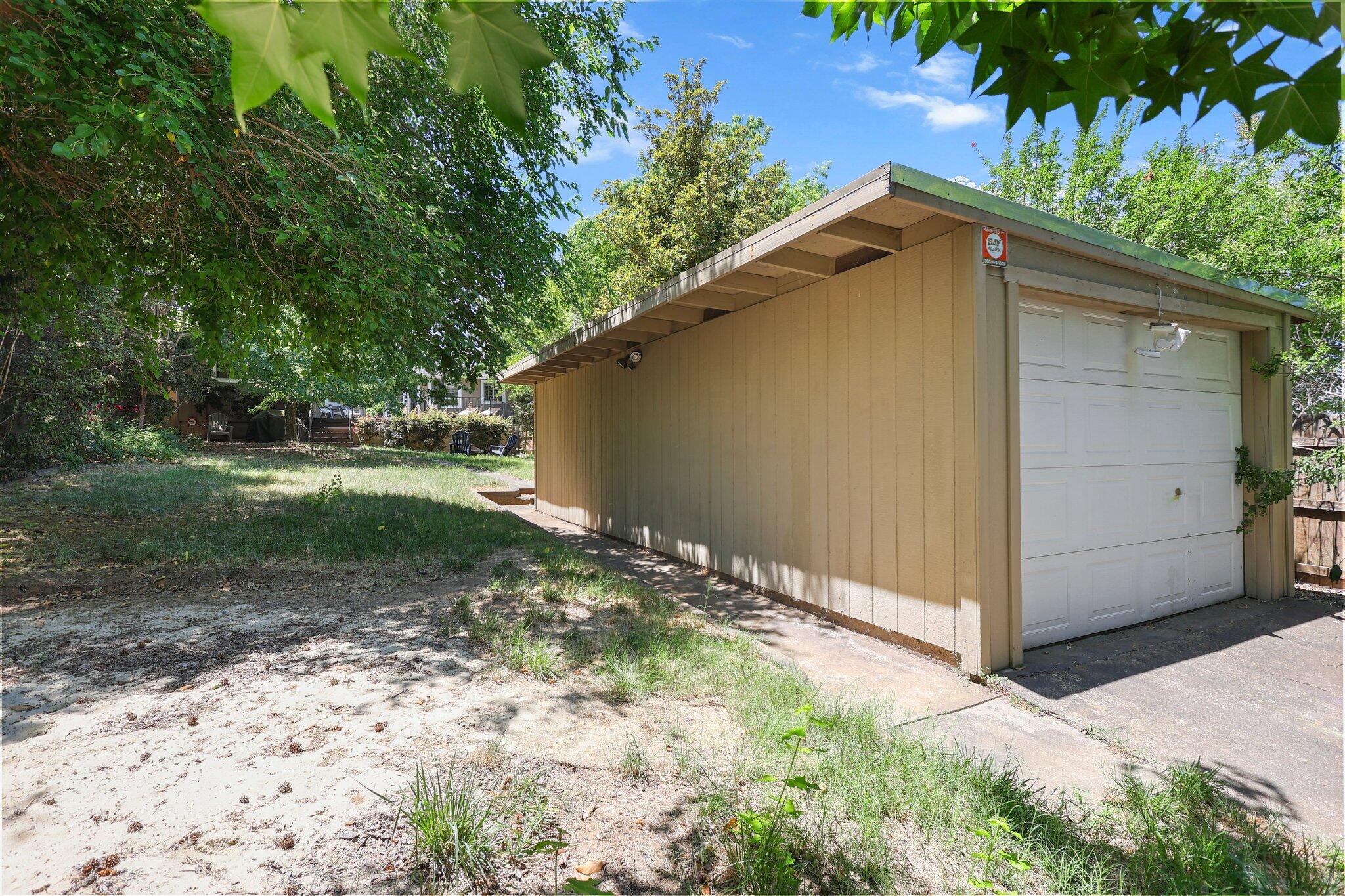 1545 Olive Avenue