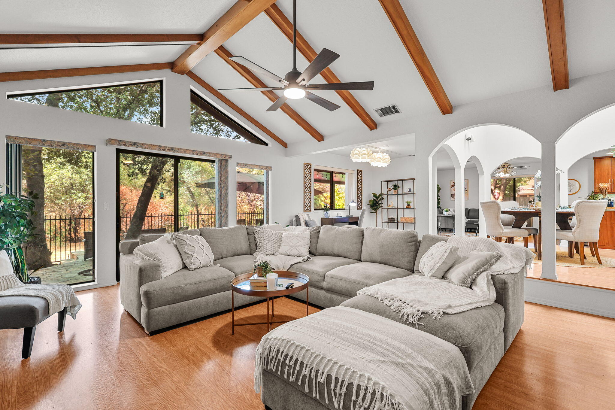 1737 Edgewood Drive