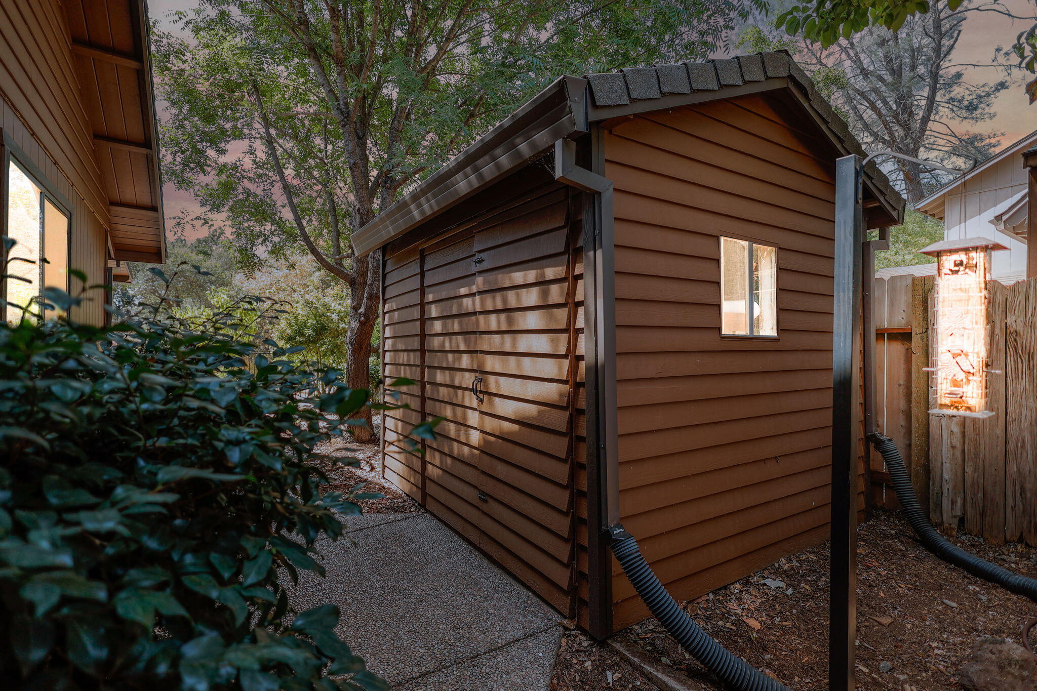 1737 Edgewood Drive