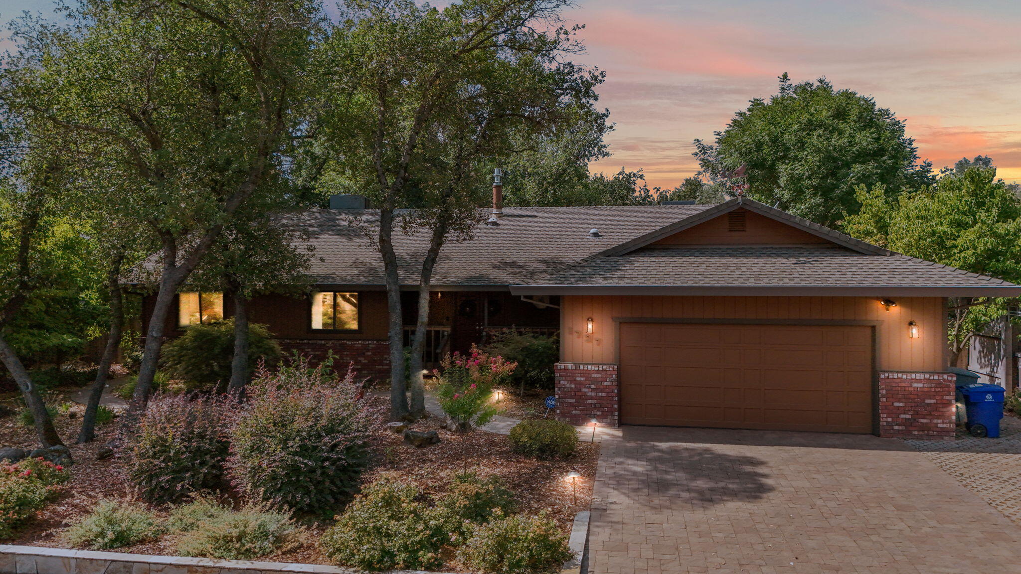 1737 Edgewood Drive