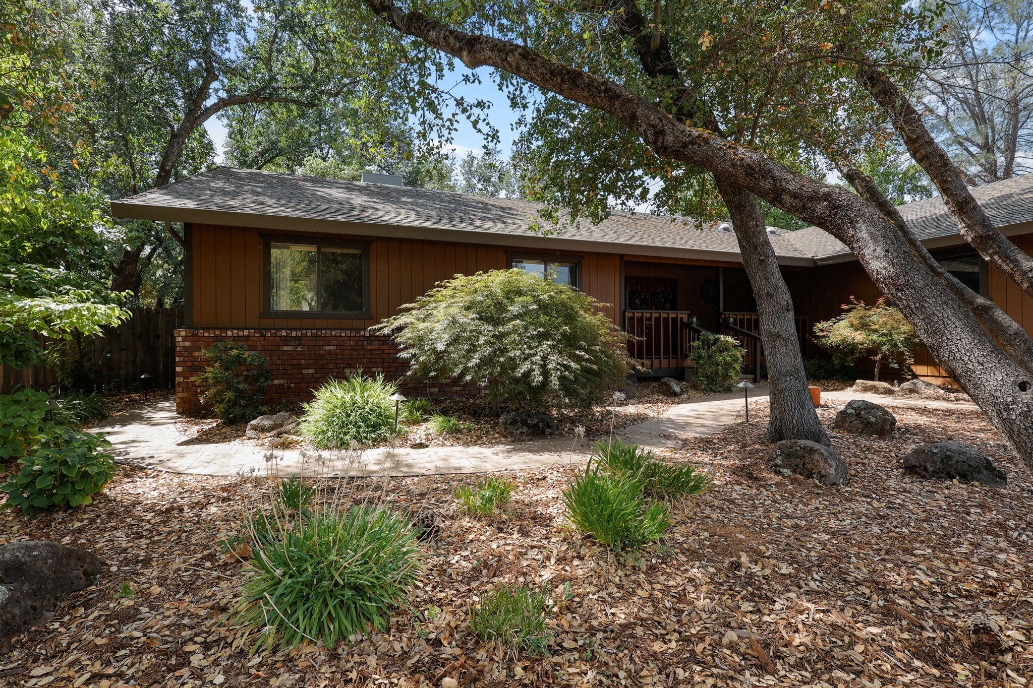 1737 Edgewood Drive