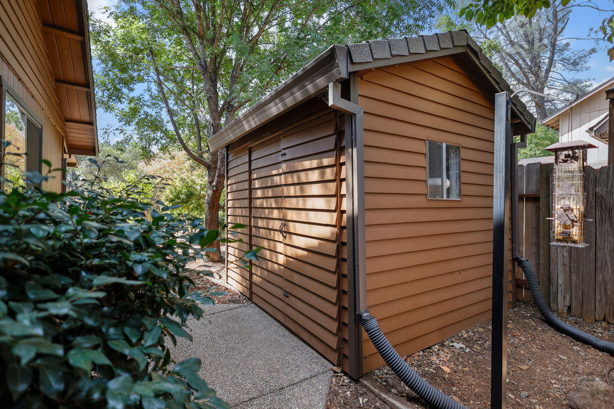 1737 Edgewood Drive