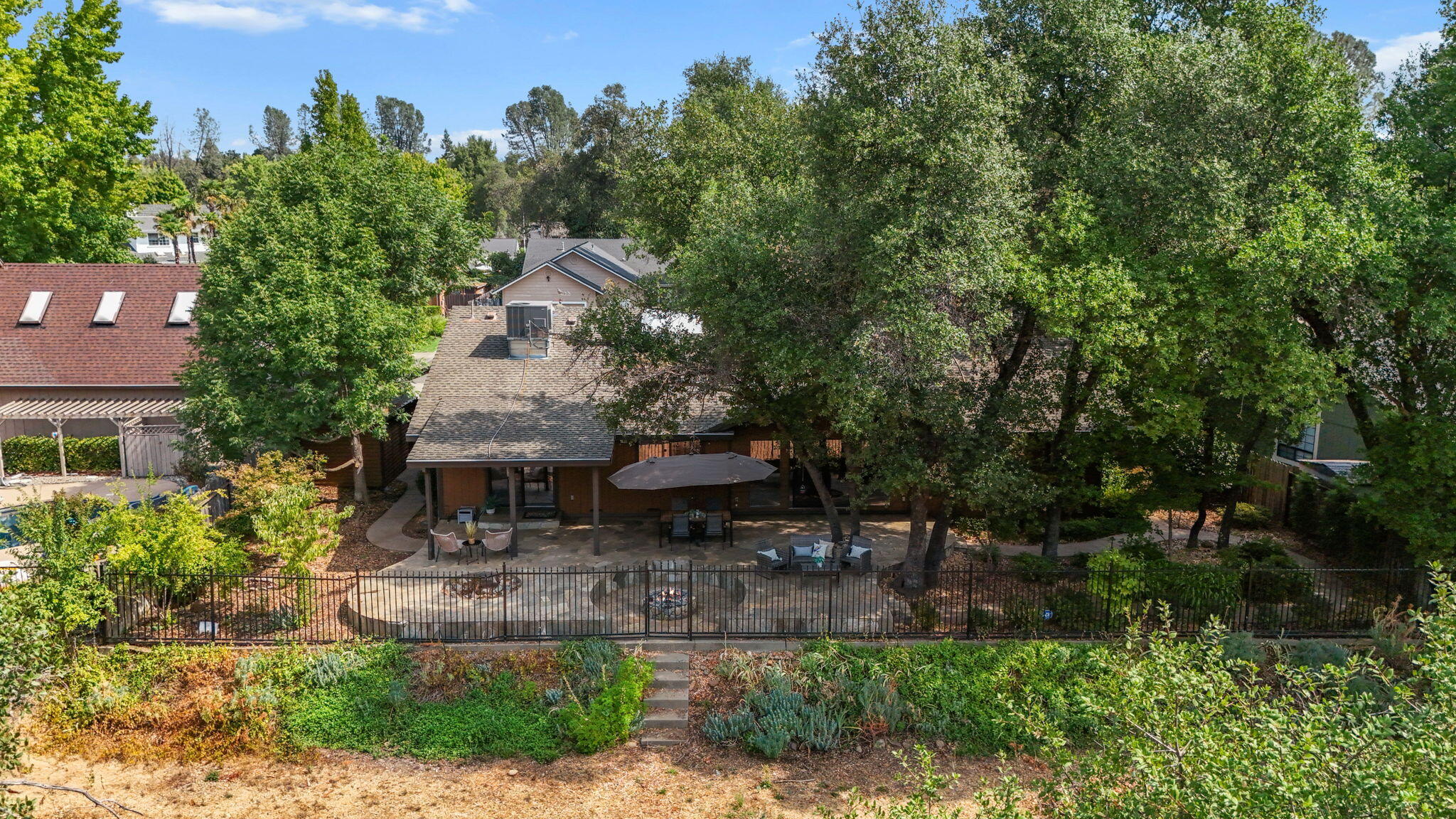 1737 Edgewood Drive