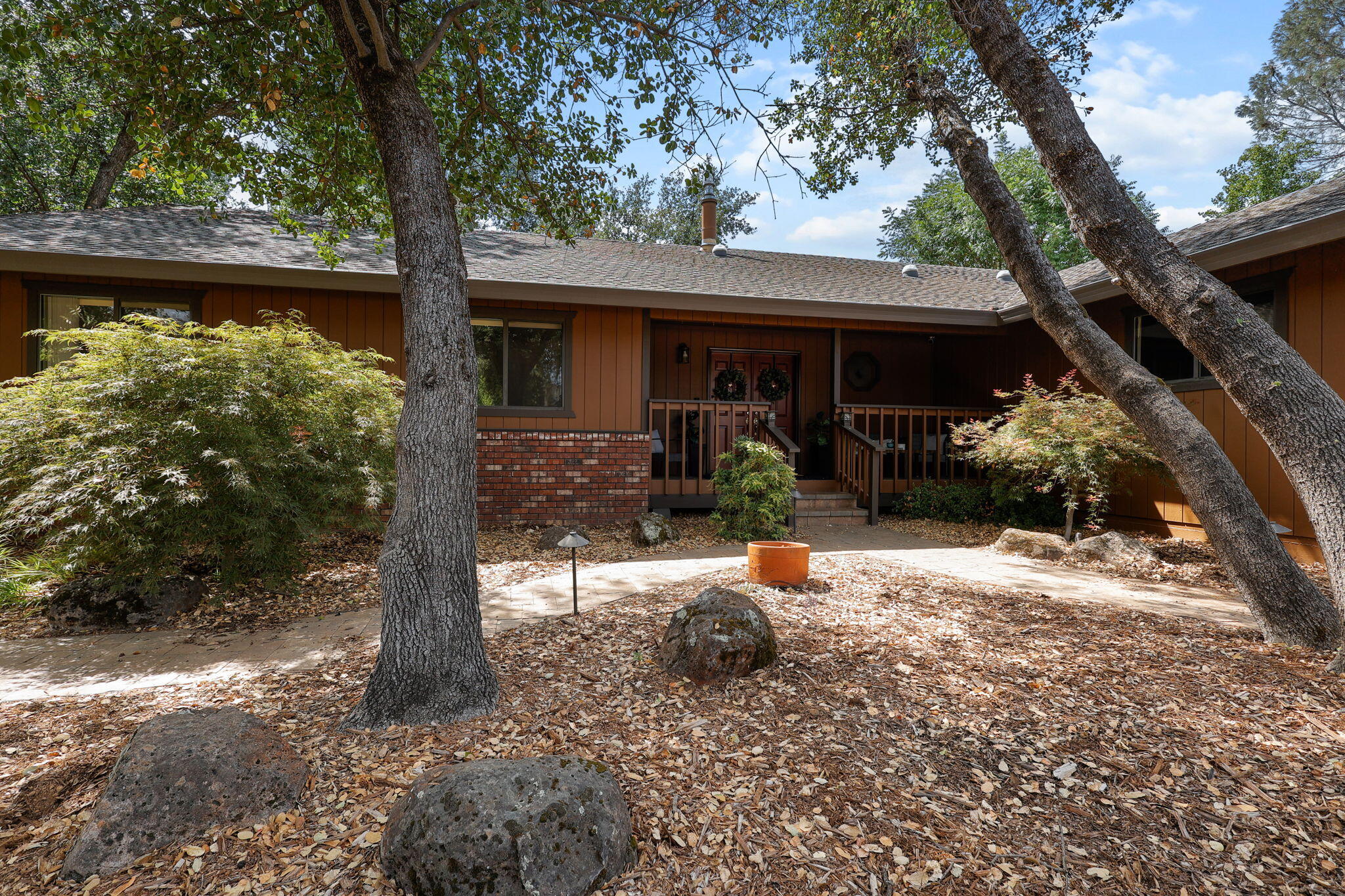 1737 Edgewood Drive