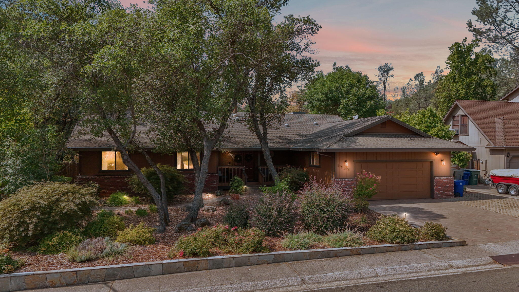 1737 Edgewood Drive