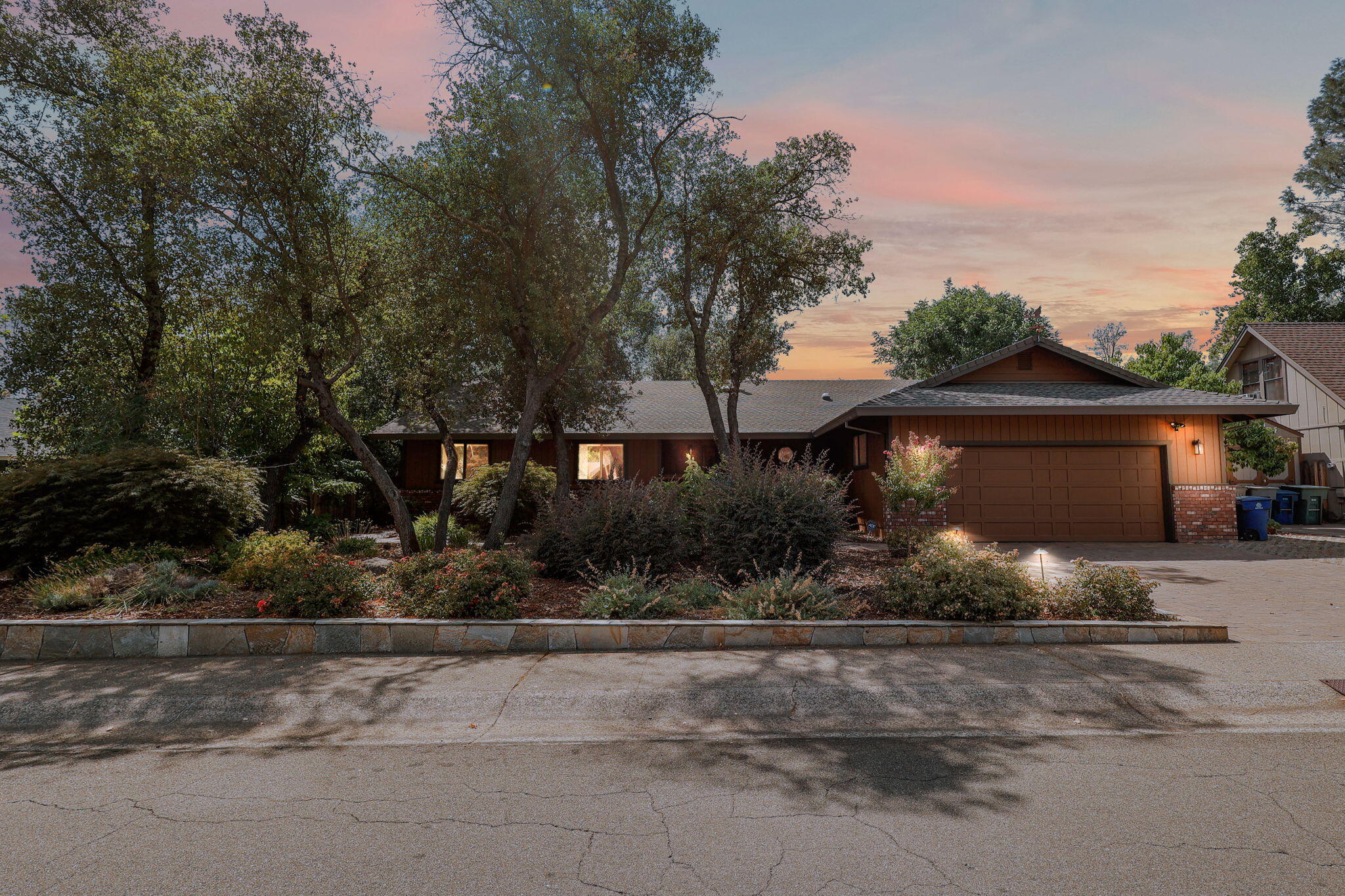 1737 Edgewood Drive
