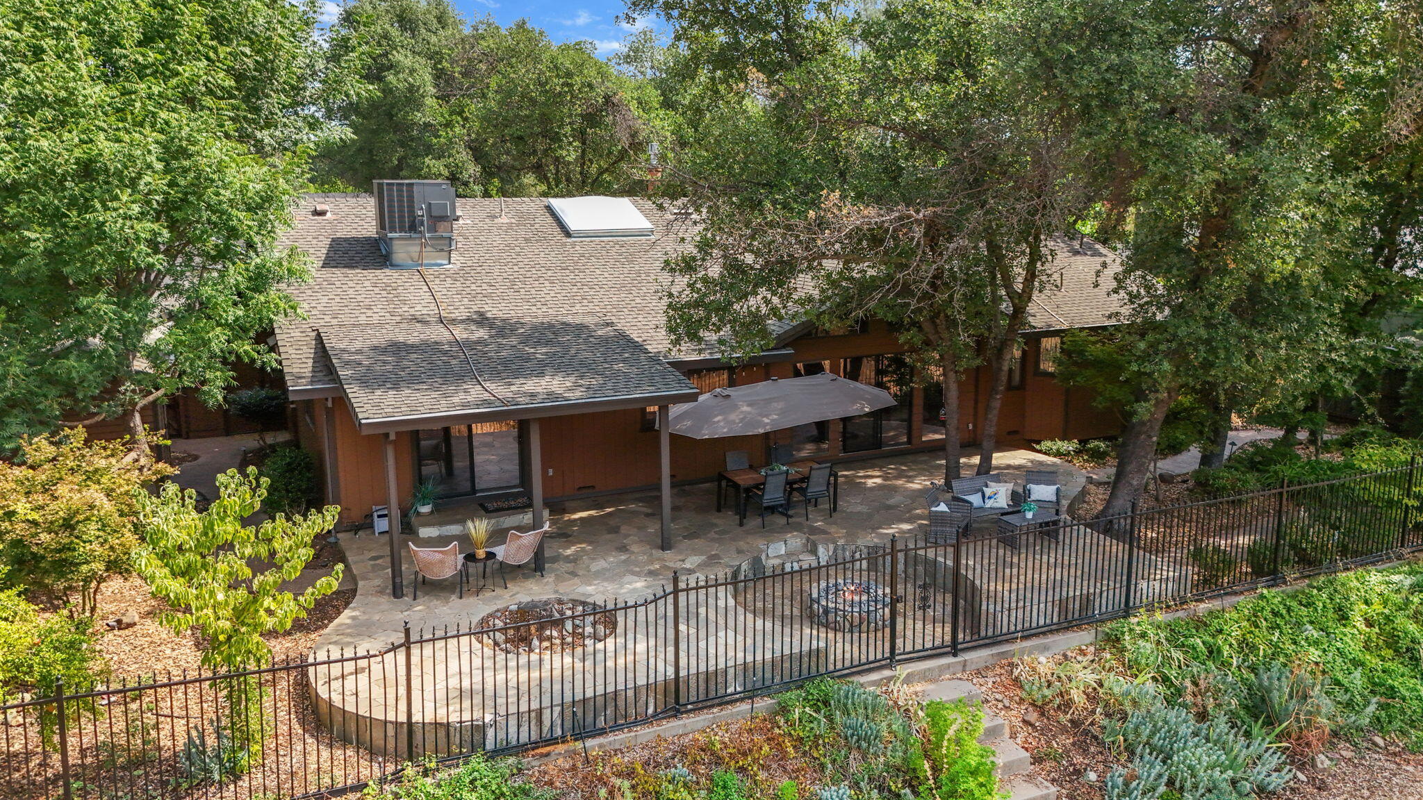1737 Edgewood Drive