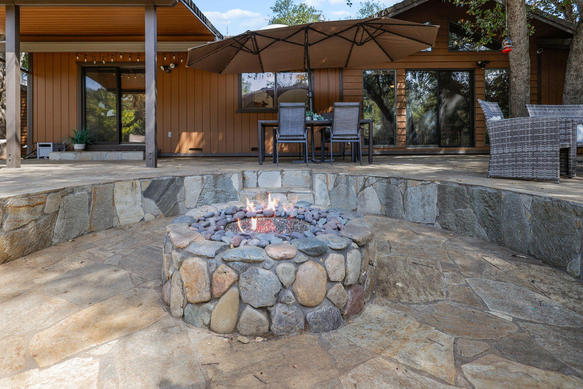 1737 Edgewood Drive